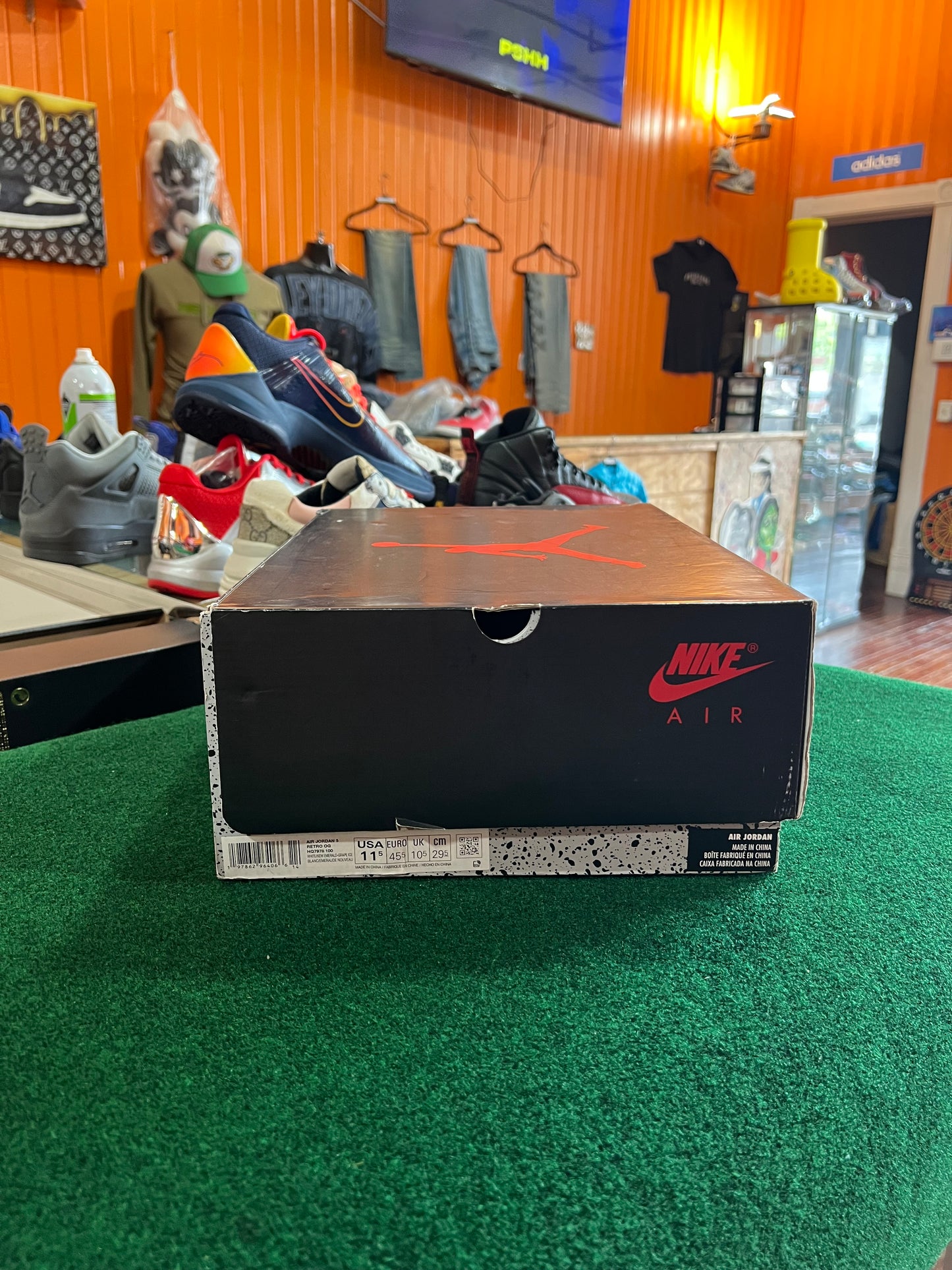 Jordan 6 (Aqua)