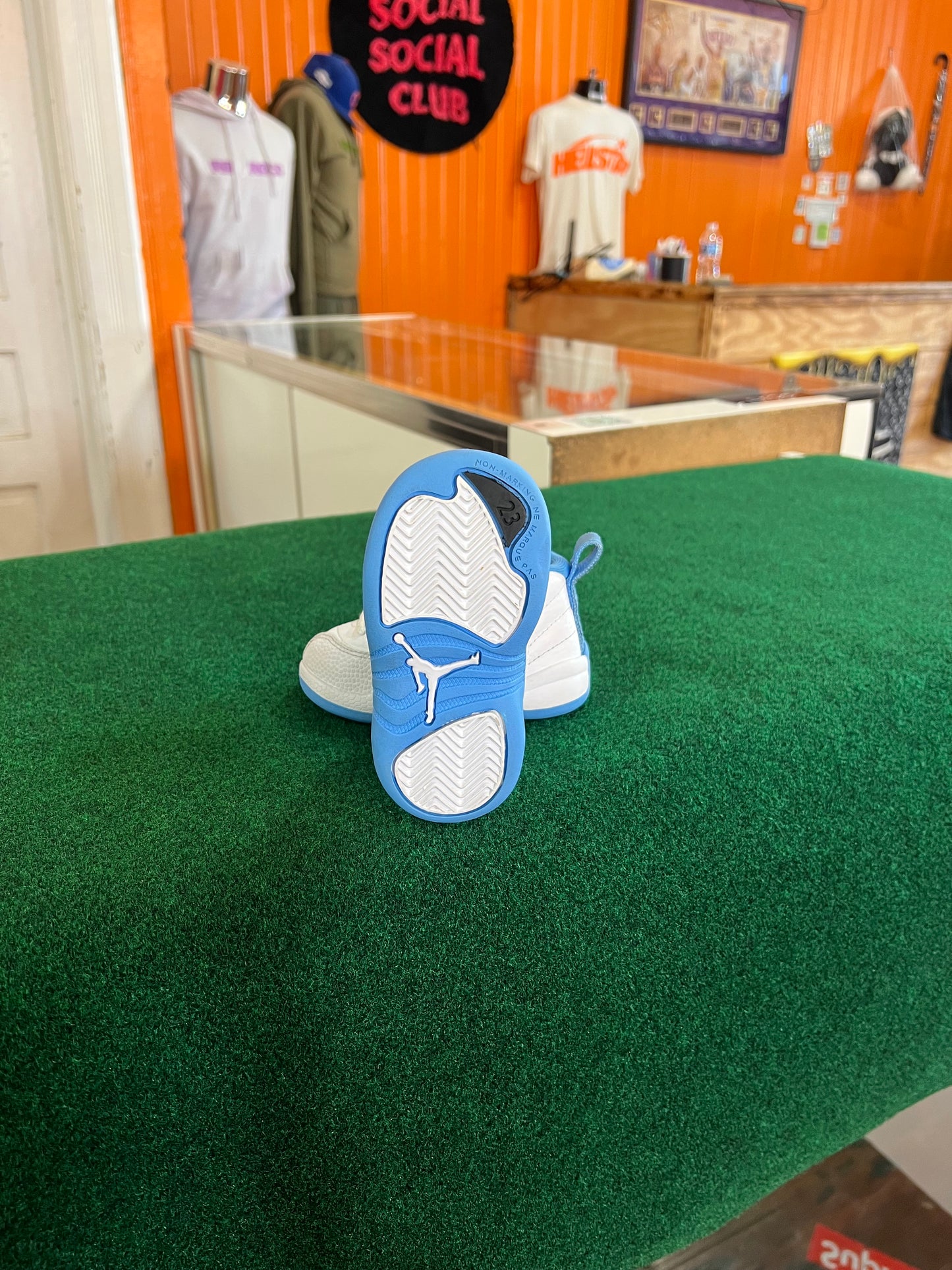 Jordan 12 (Melo)