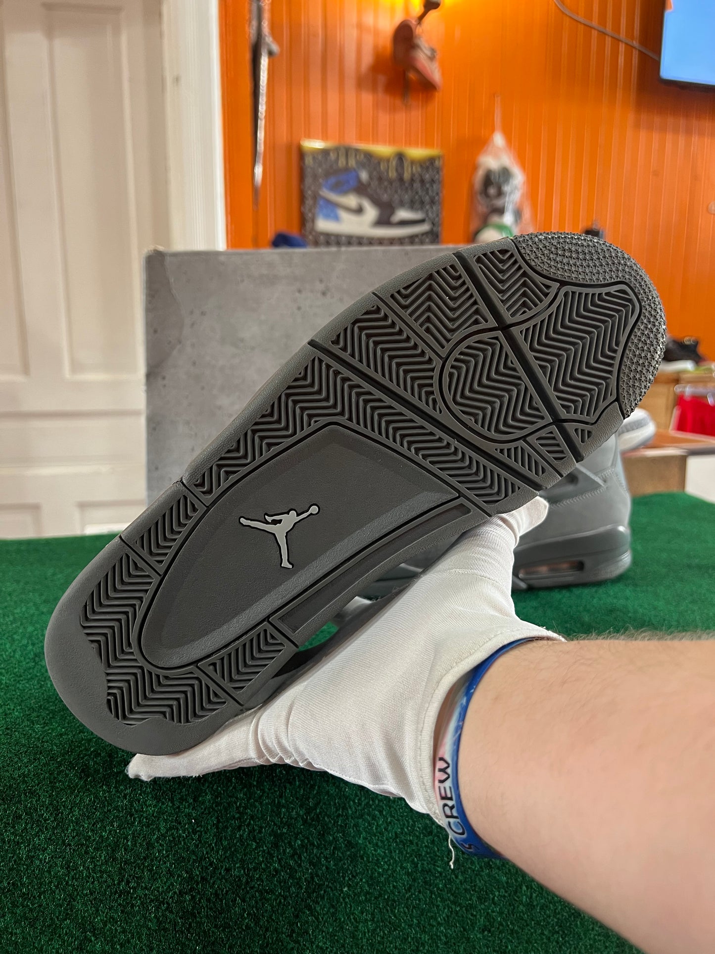 Jordan 4 (Wet Cement)