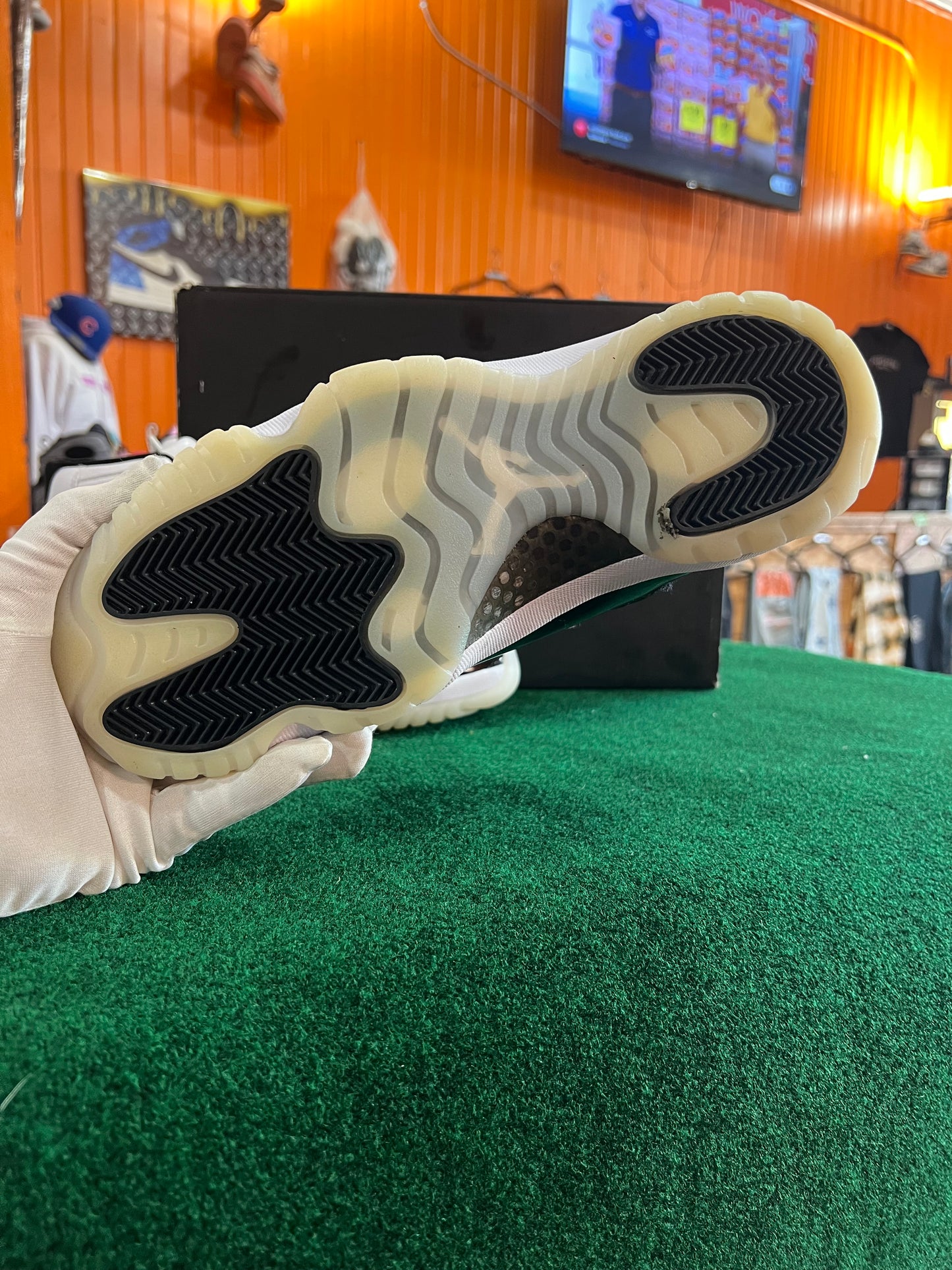 Jordan 11 (DMP)