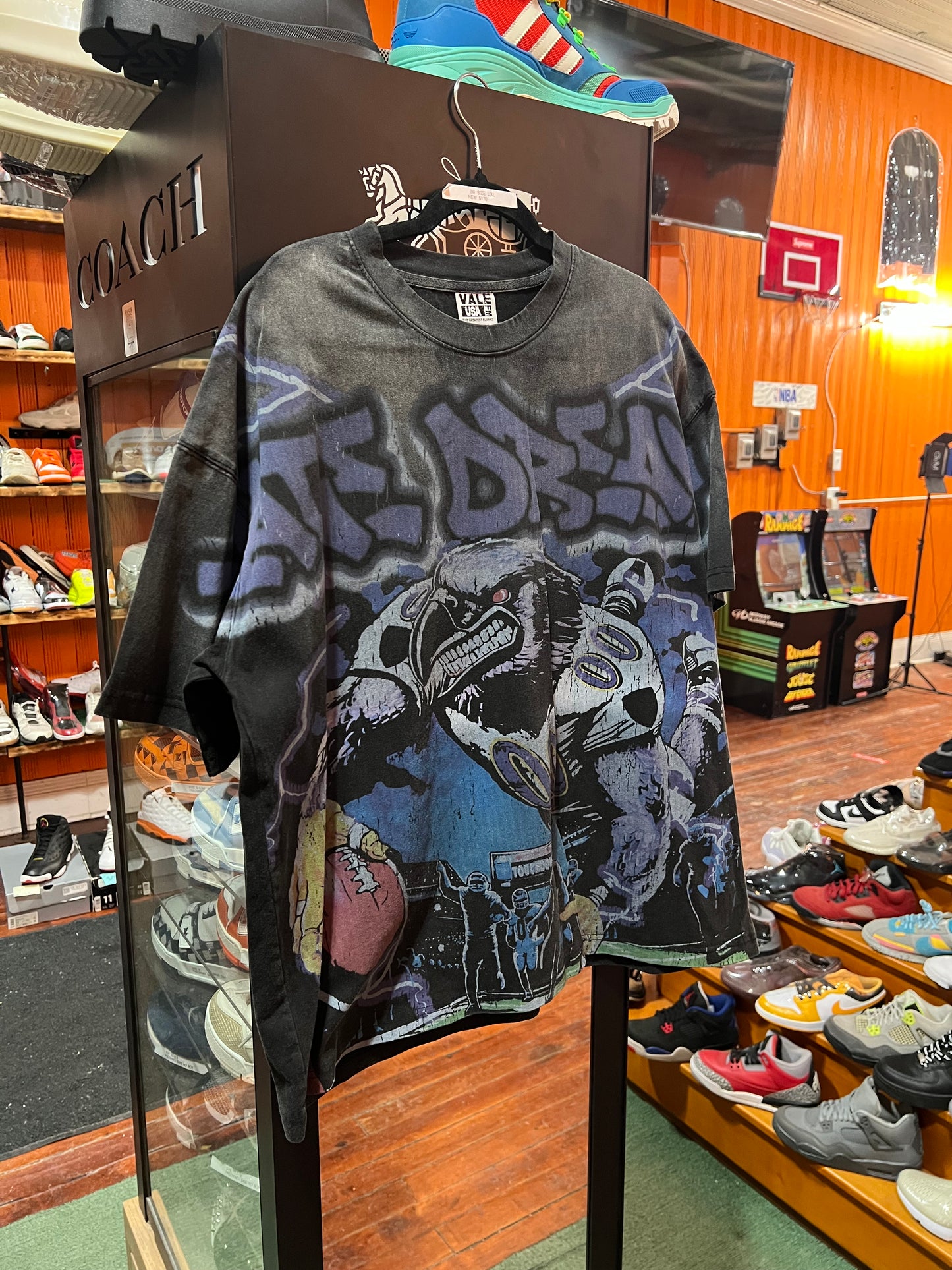 Valley Tee (Raven)