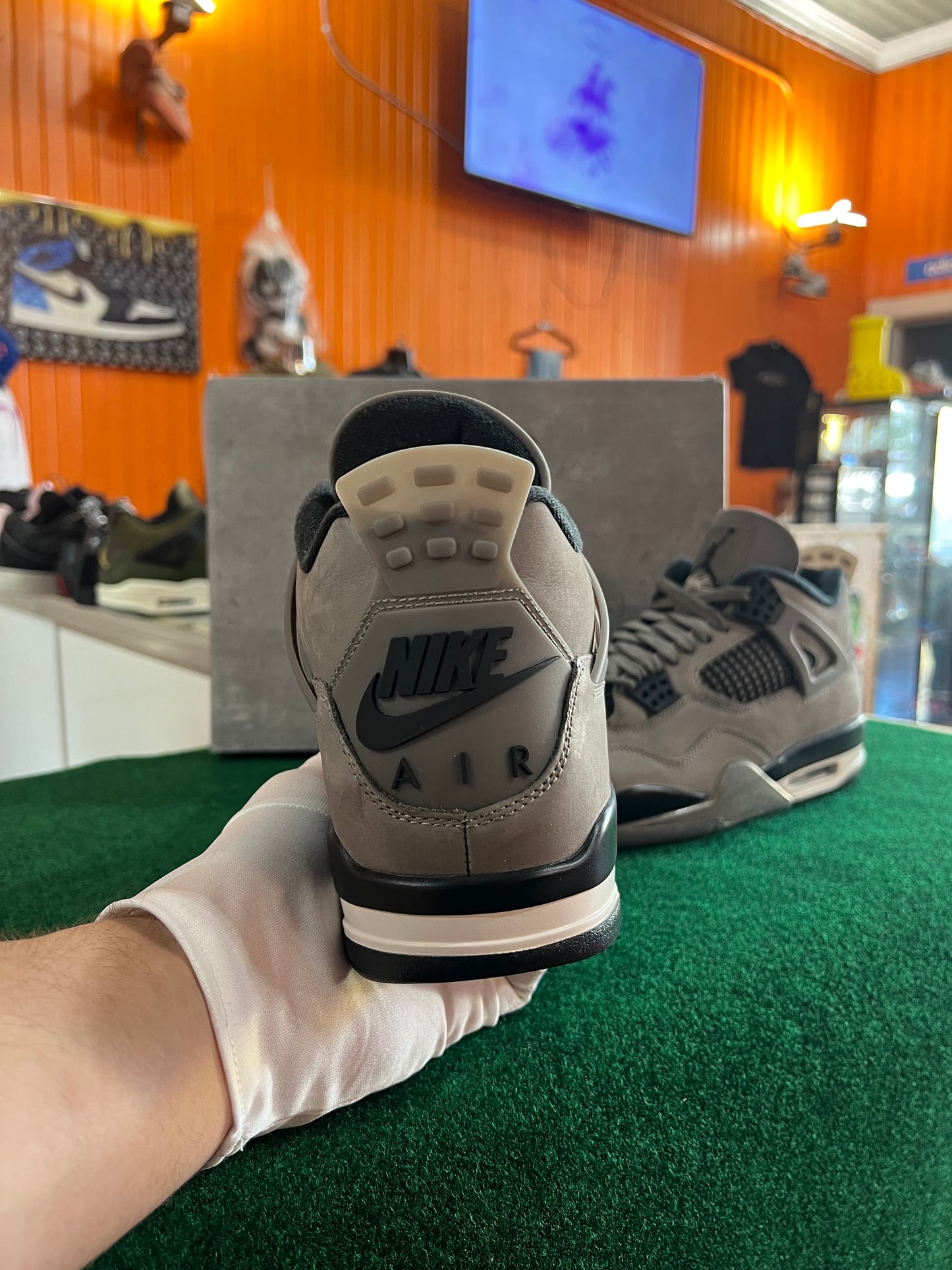 Jordan 4 (Cavestone)