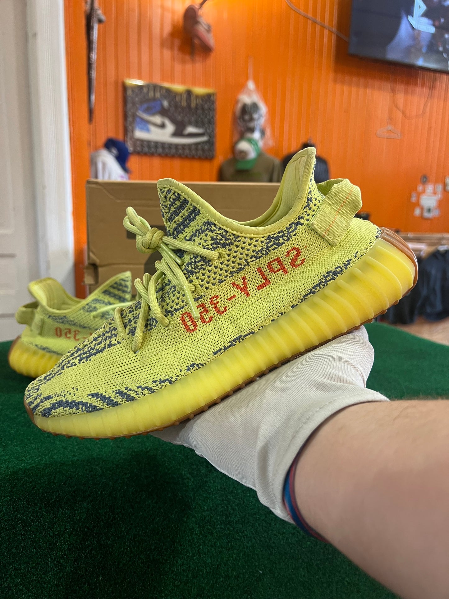 Yeezy 350 (Semi Frozen)