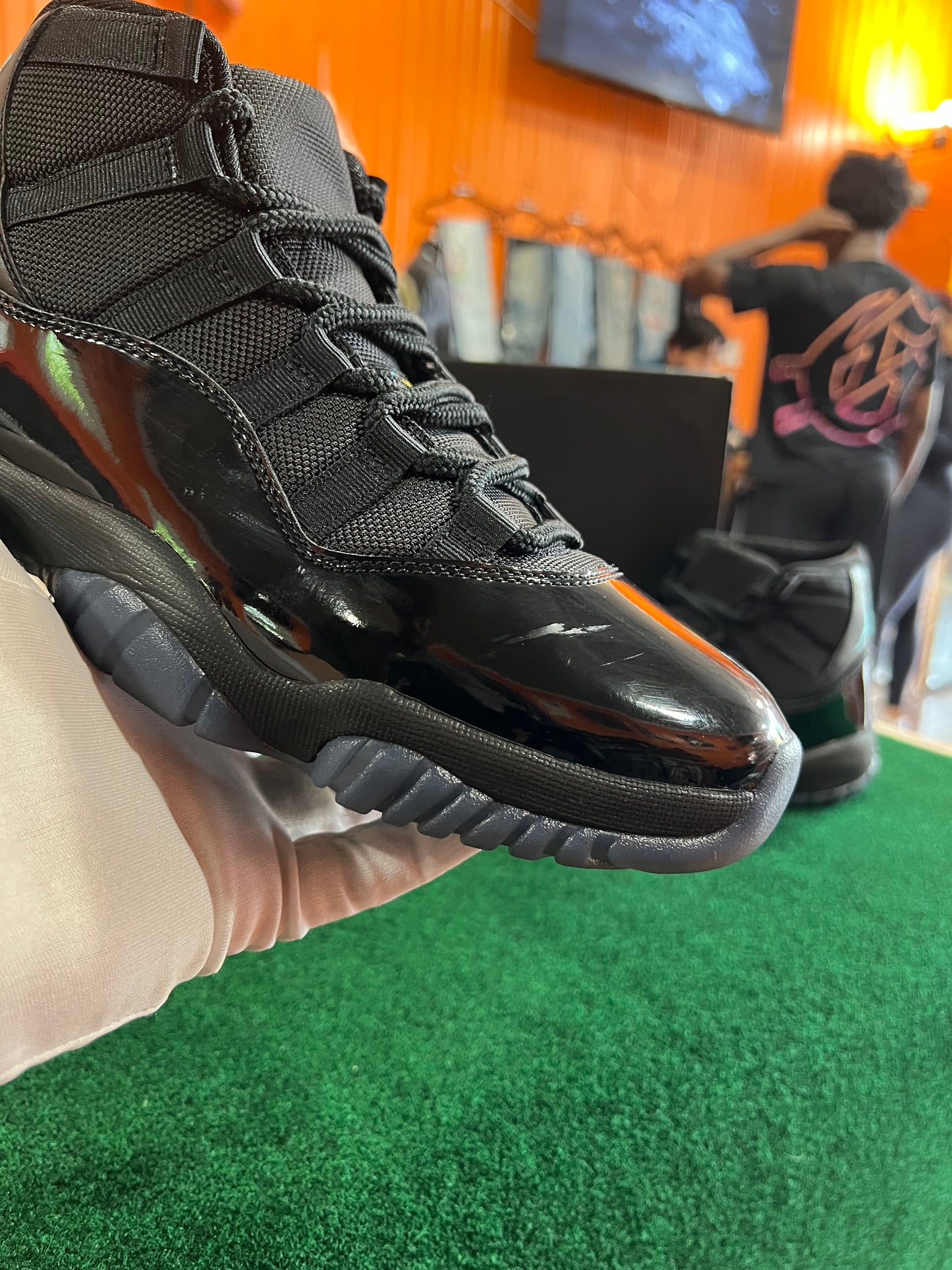 Jordan 11 (Gamma)