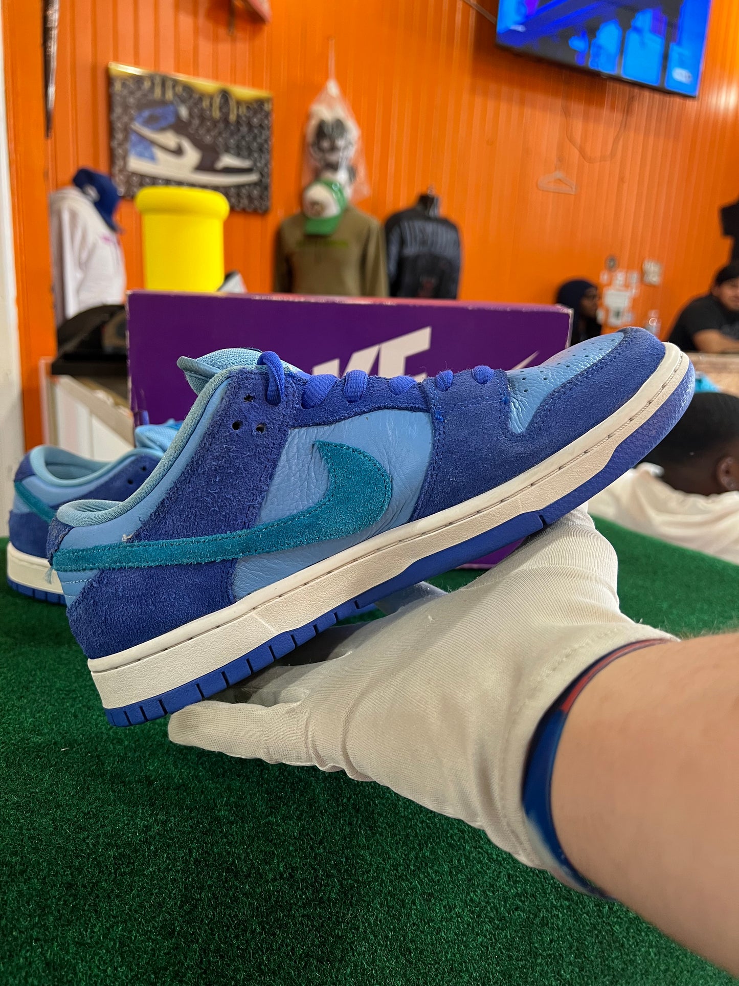 Nike Sb (Blue Raspberry)
