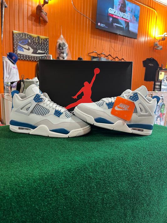 Jordan 4 (Military Blue)