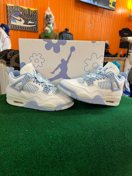 Jordan 4 (Forget Me Not)