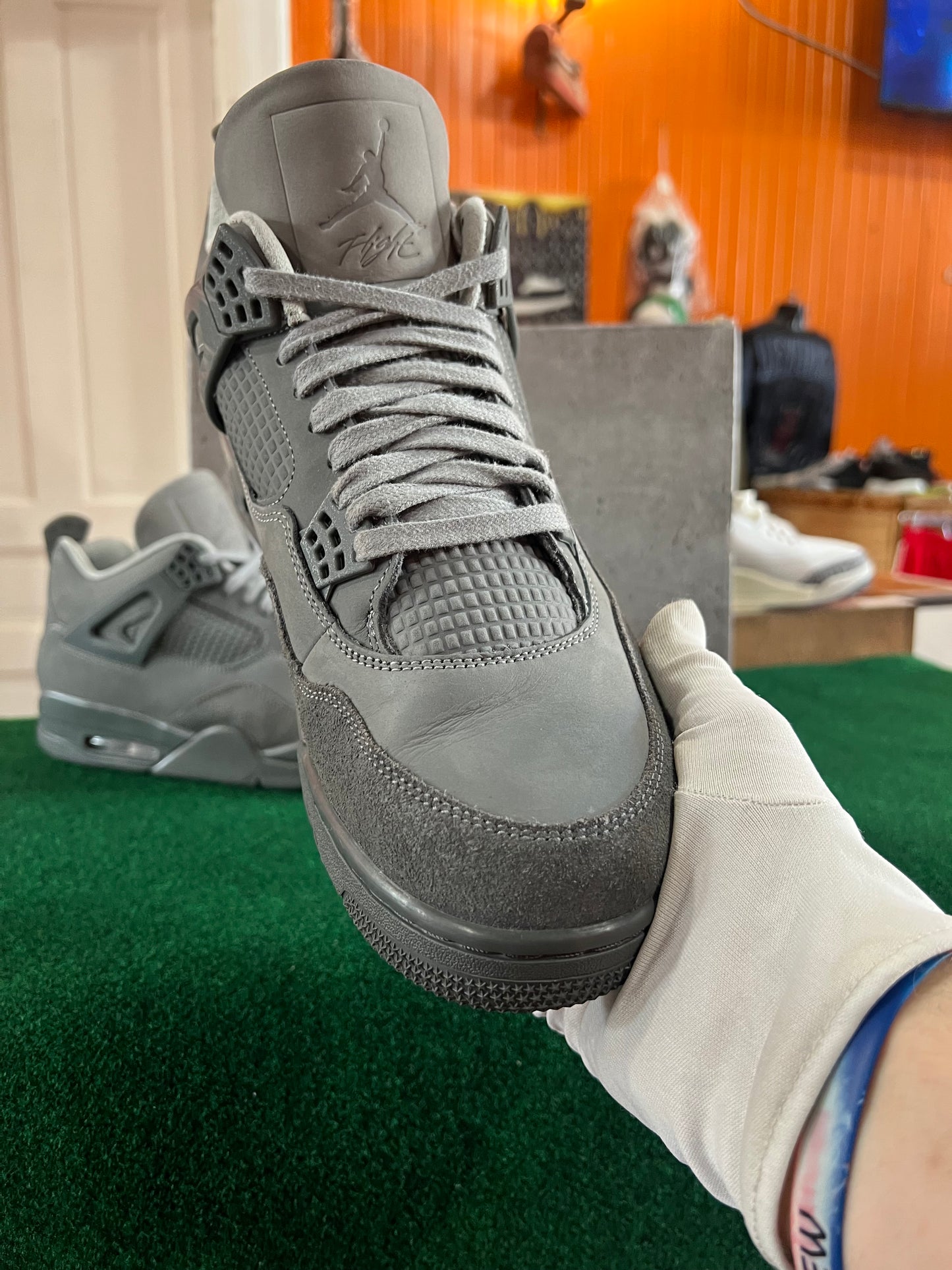 Jordan 4 (Wet Cement)