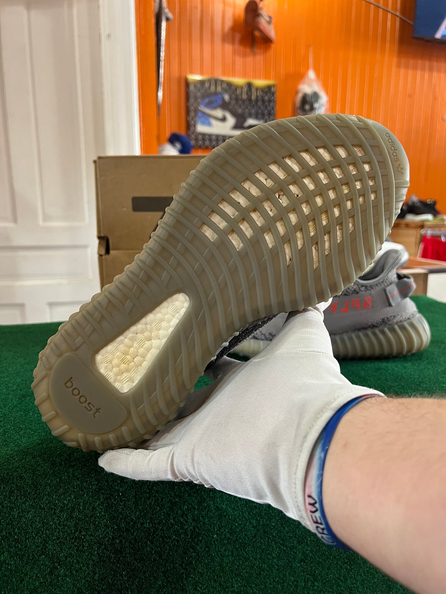 Yeezy 350 (Beluga)