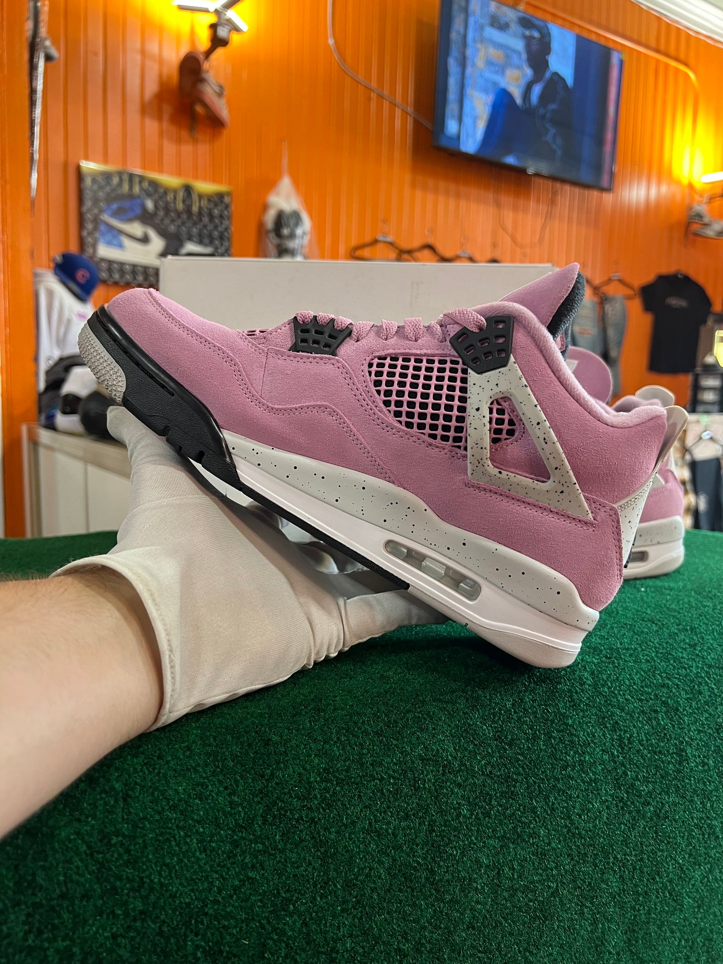 Jordan 4 (Orchid)