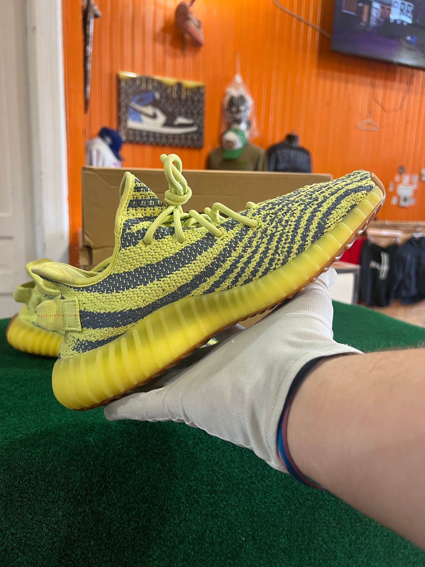 Yeezy 350 (Semi Frozen)