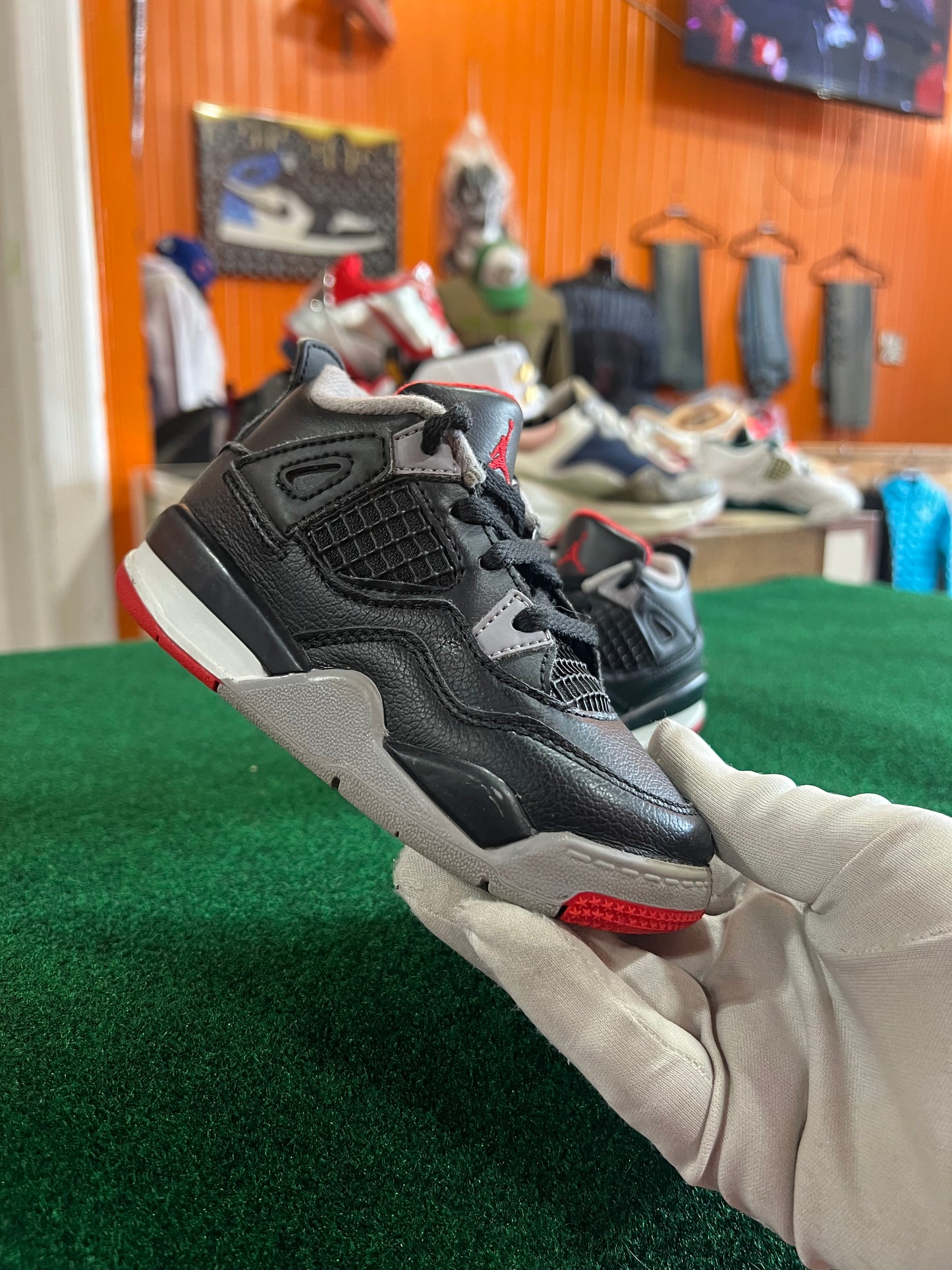 Jordan 4 (Bred Reimagined)
