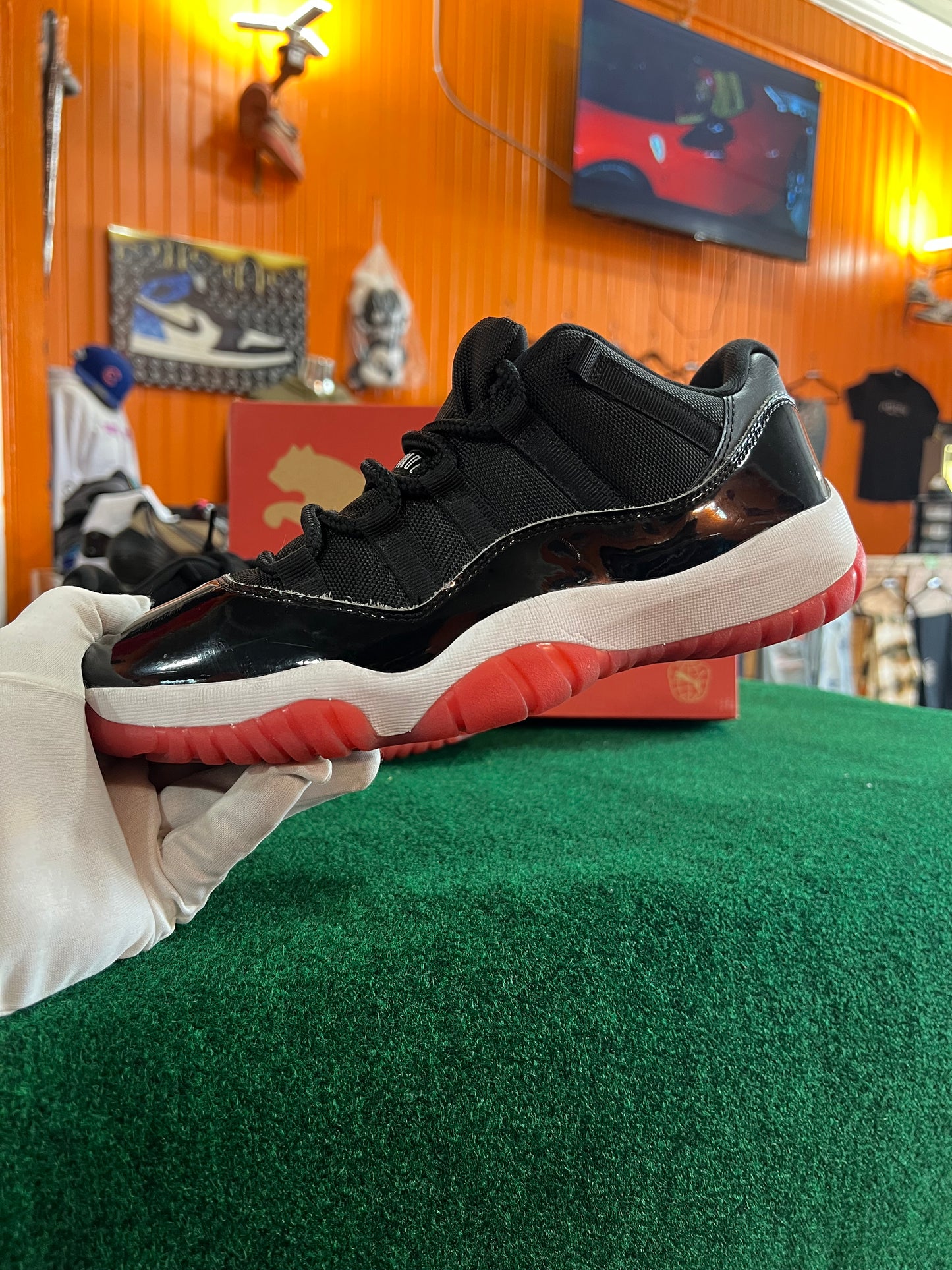 Jordan 11 (Bred)