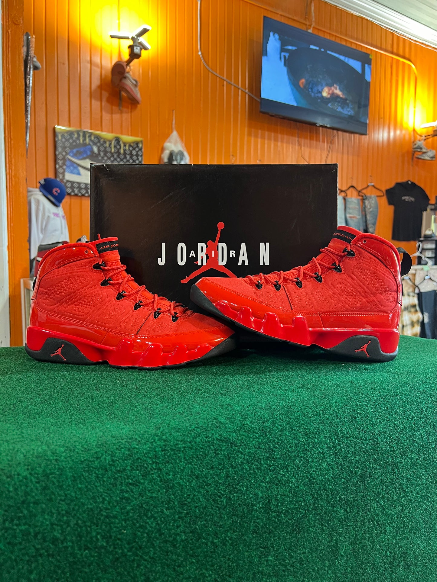 Jordan 9 (Chile Red)
