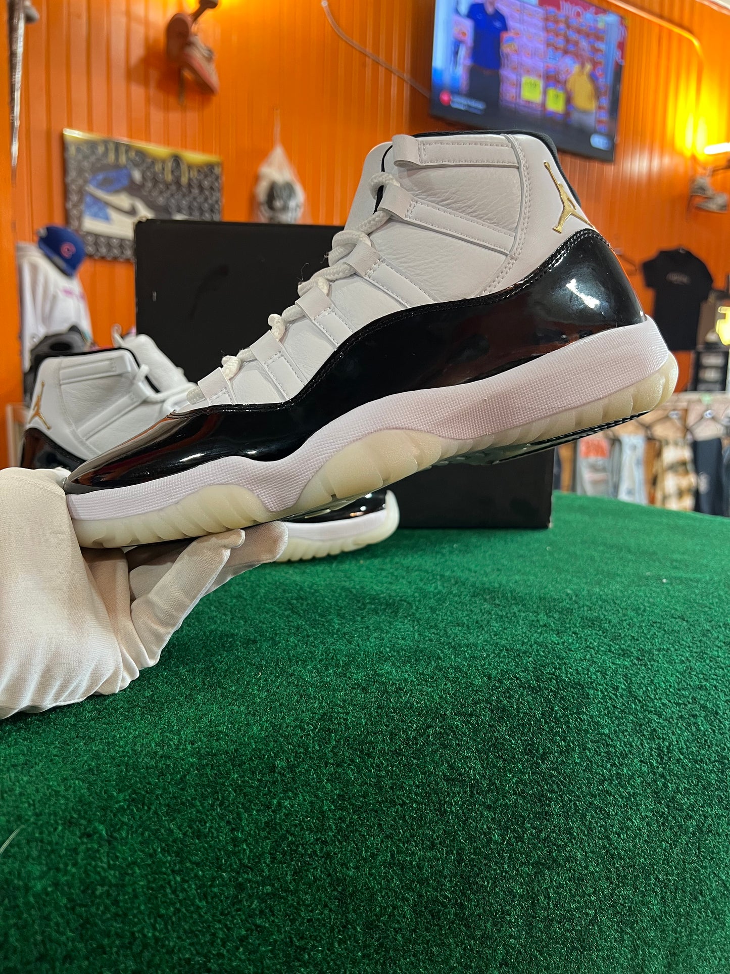 Jordan 11 (DMP)