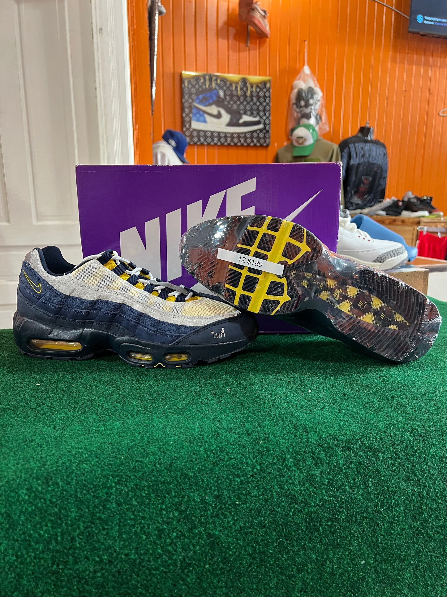 Air Max 95 (Obsidian Speed Yellow)