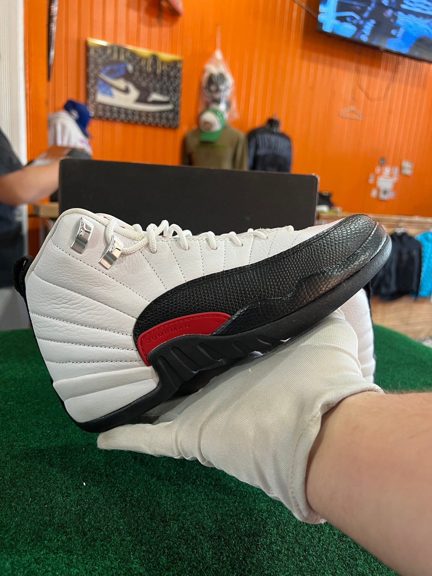 Jordan 12 (Taxi Flip)