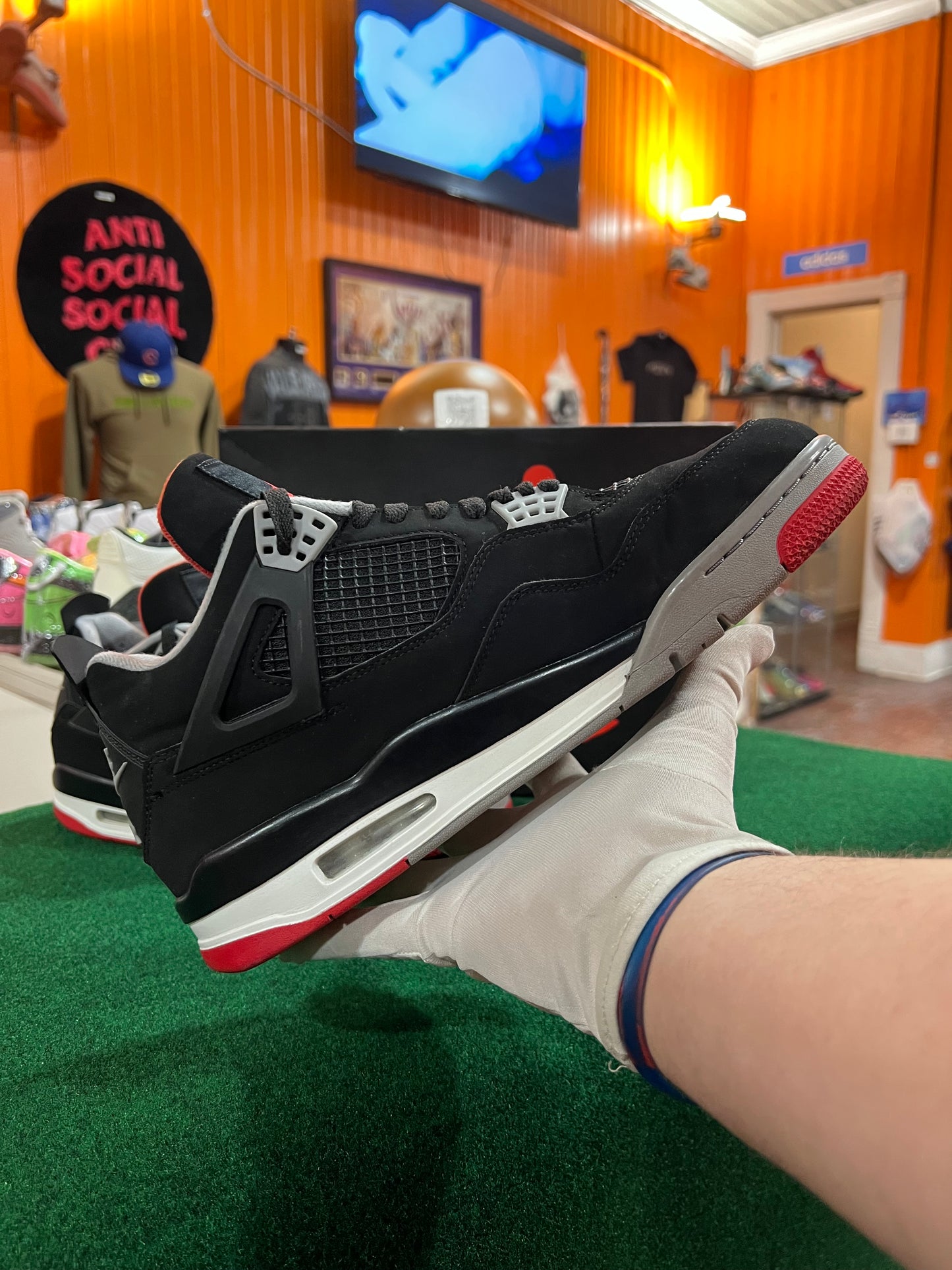 Jordan 4 2019 (Bred)