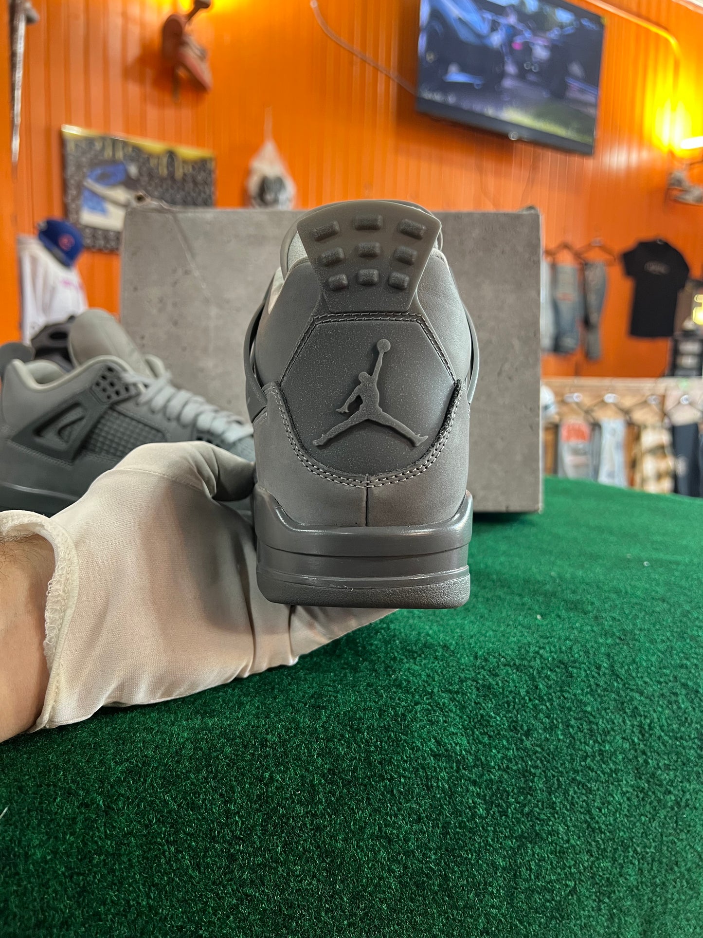 Jordan 4 (Wet Cement)