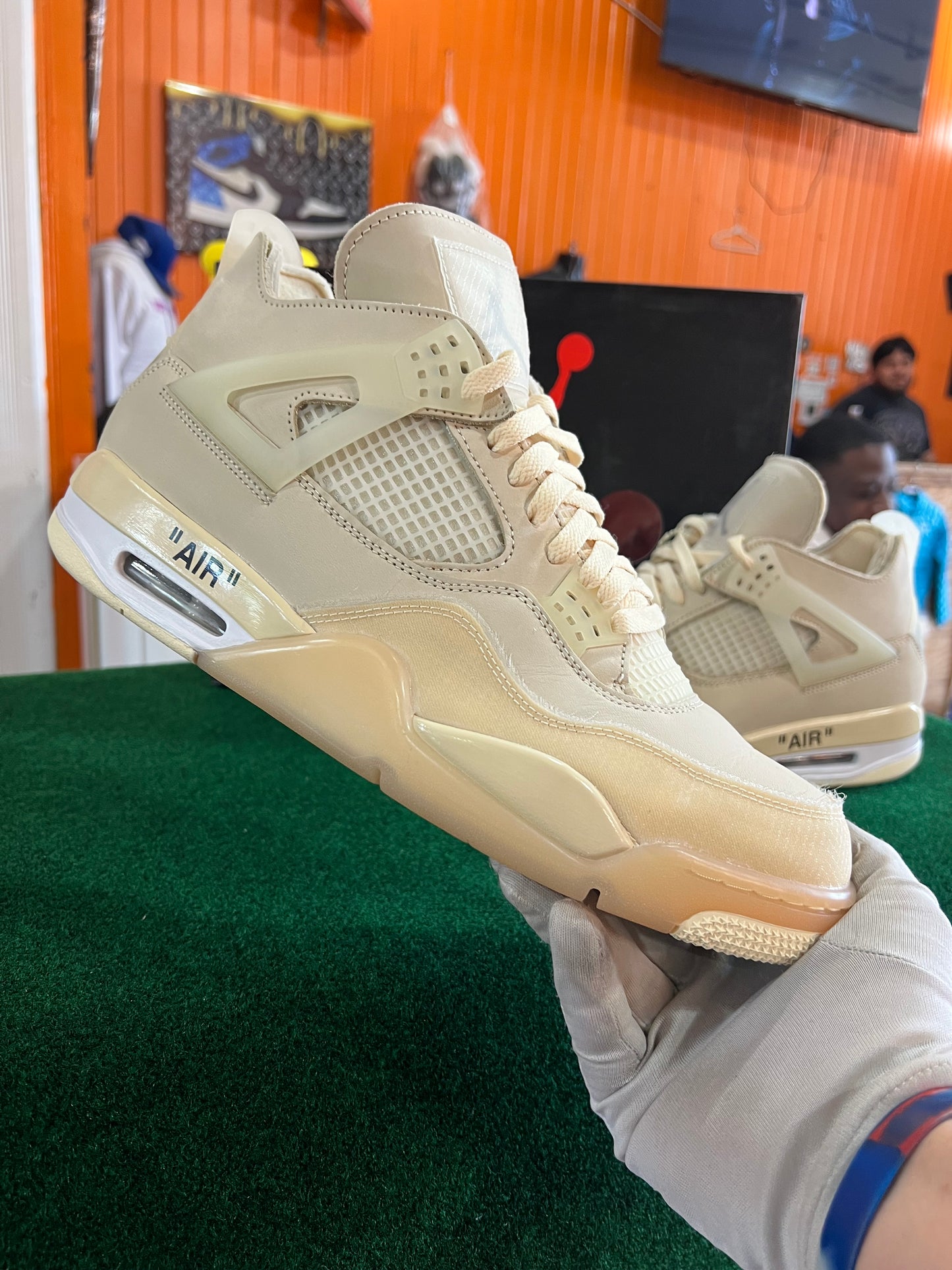 Jordan 4 (Off White)