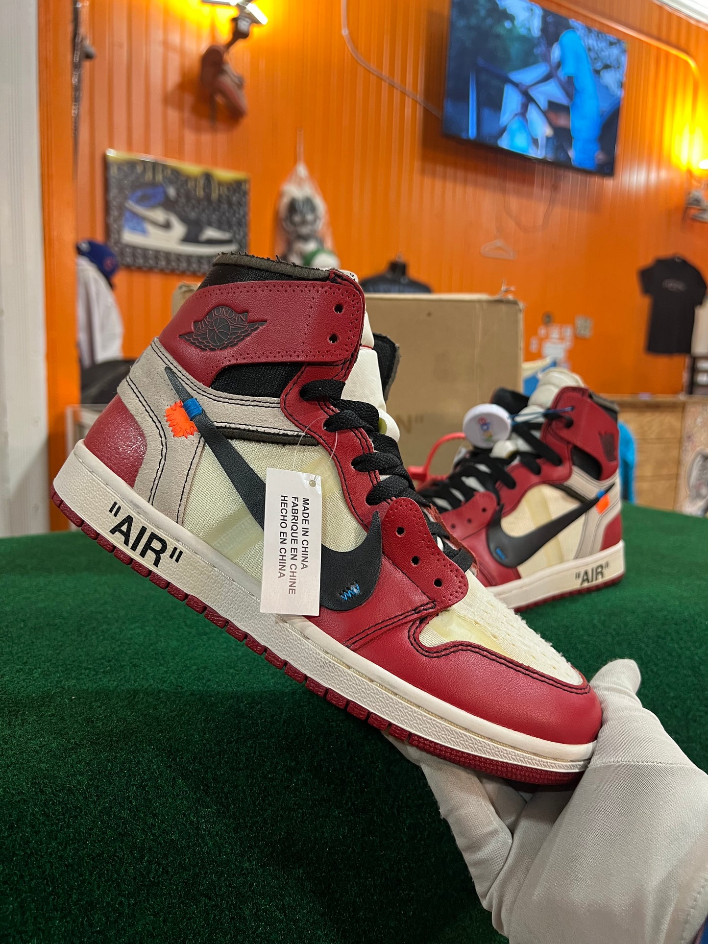 Jordan 1 Off White (Chicago)