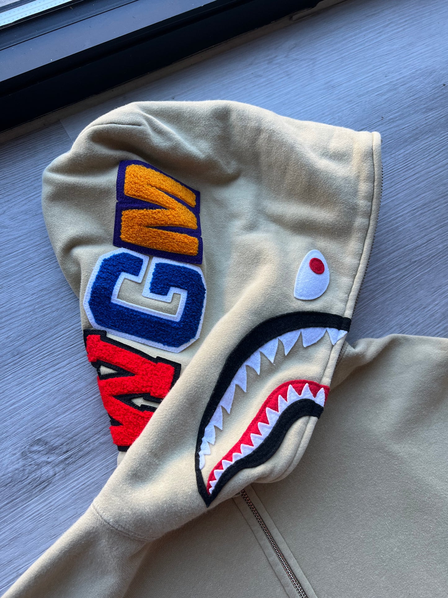 Bape Hoodie (Sharkhead)
