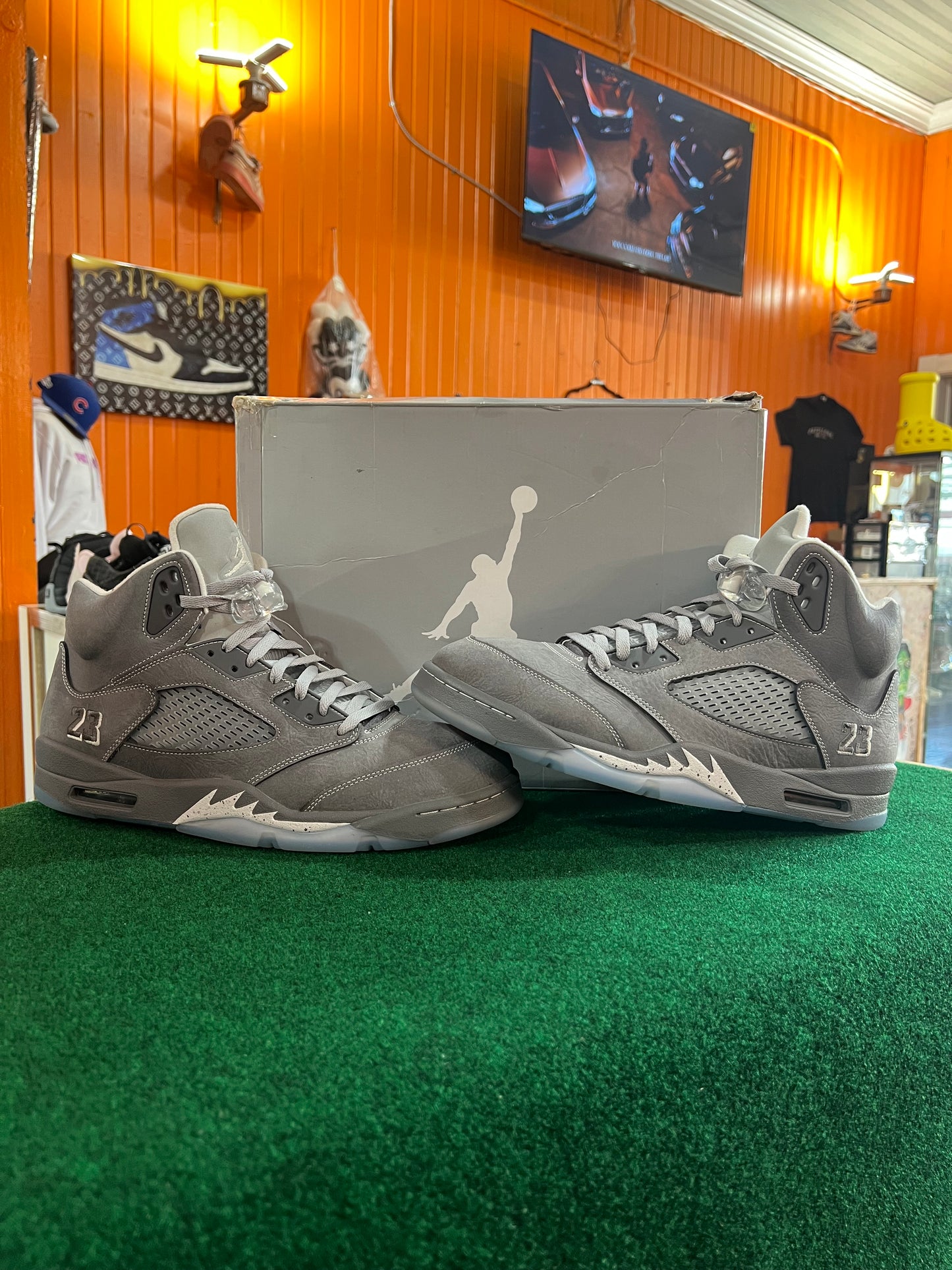 Jordan 5 (Wolf Grey)