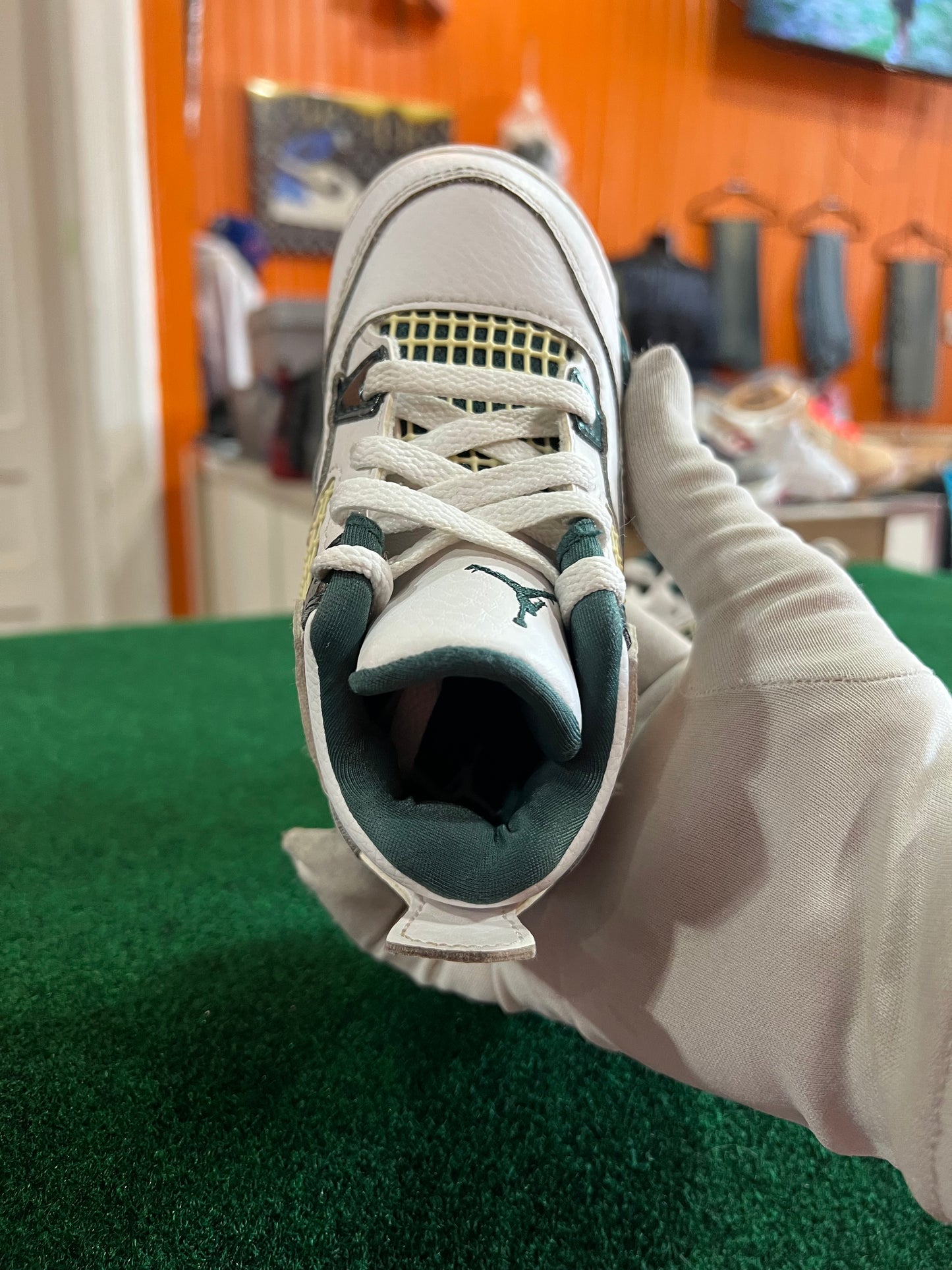 Jordan 4 (Oxidized Green)
