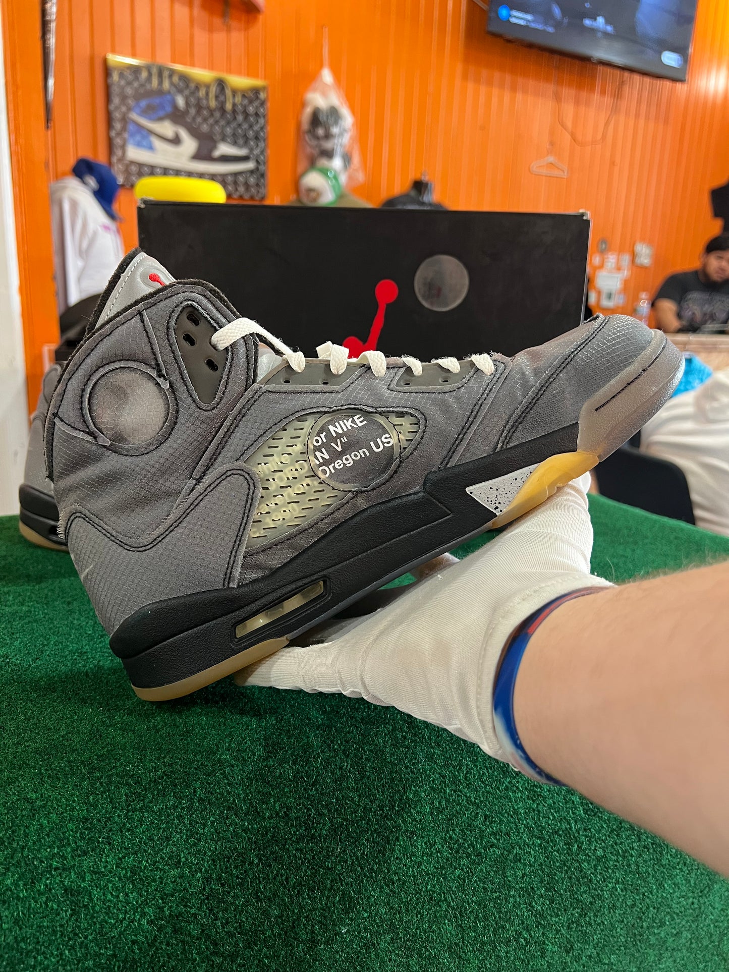 Jordan 5 (Muslin)