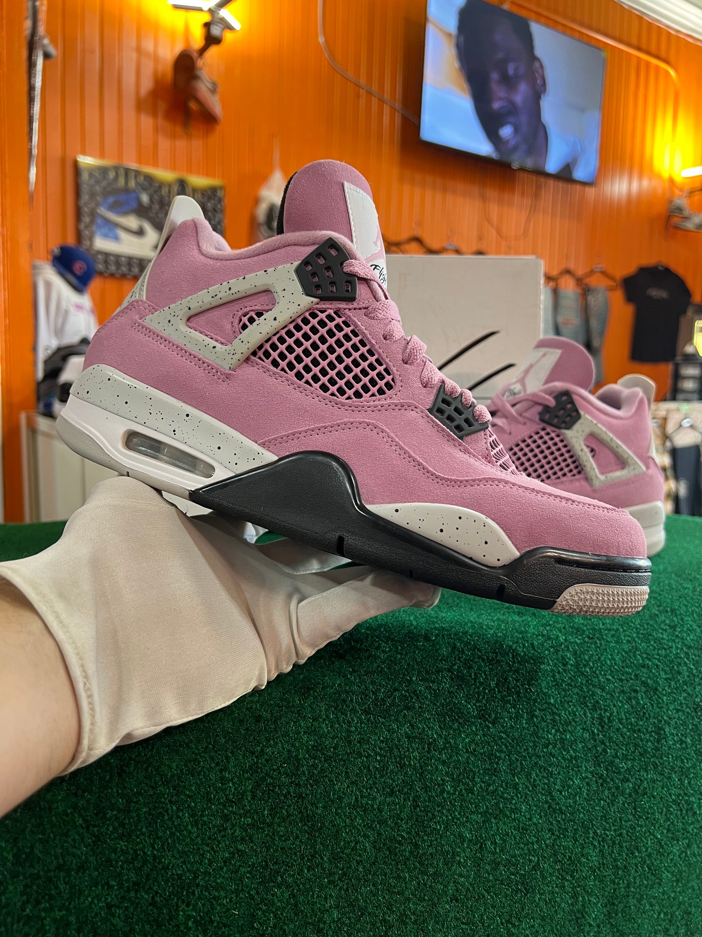 Jordan 4 (Orchid)