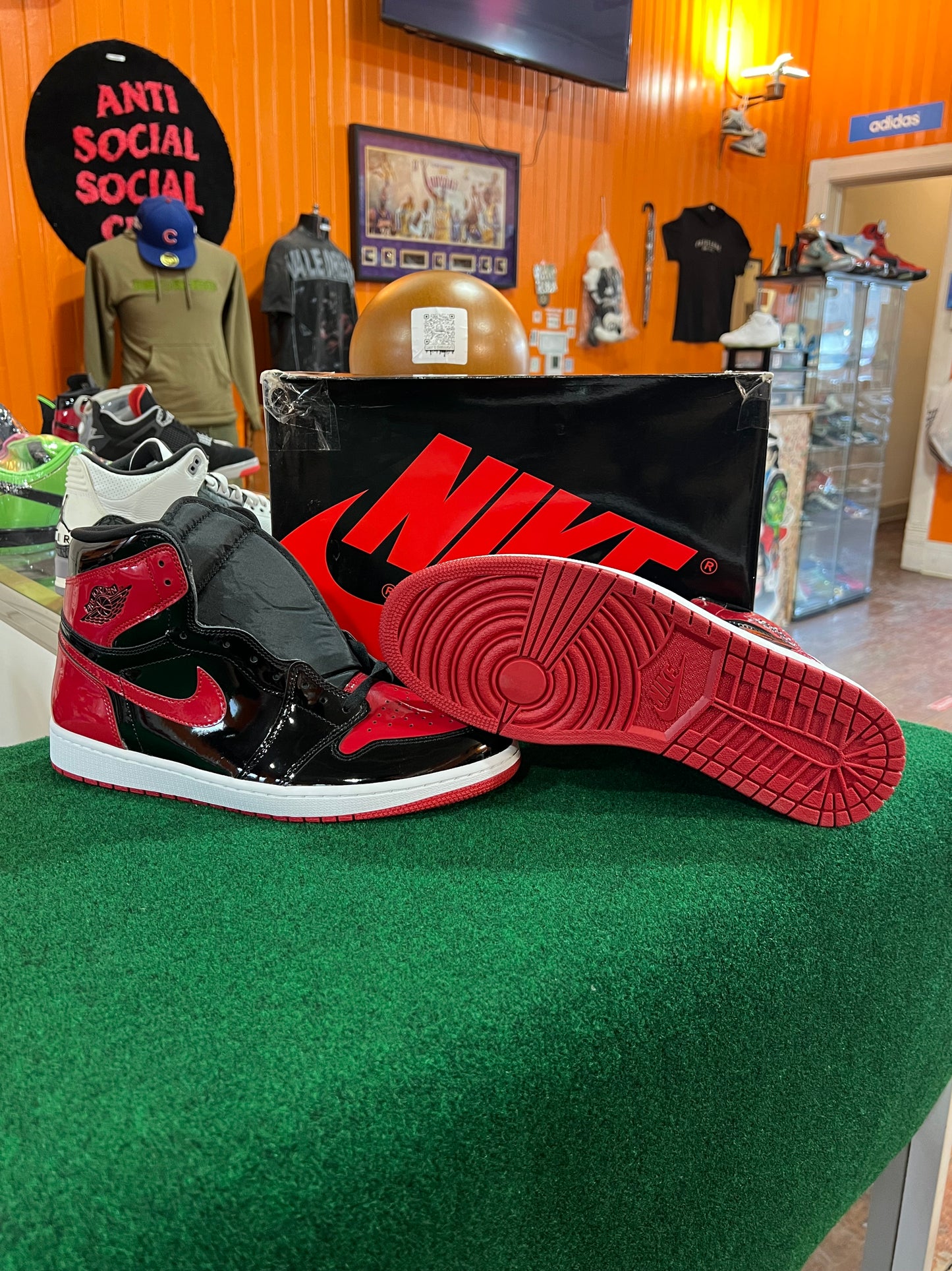 Jordan 1 (Patent)