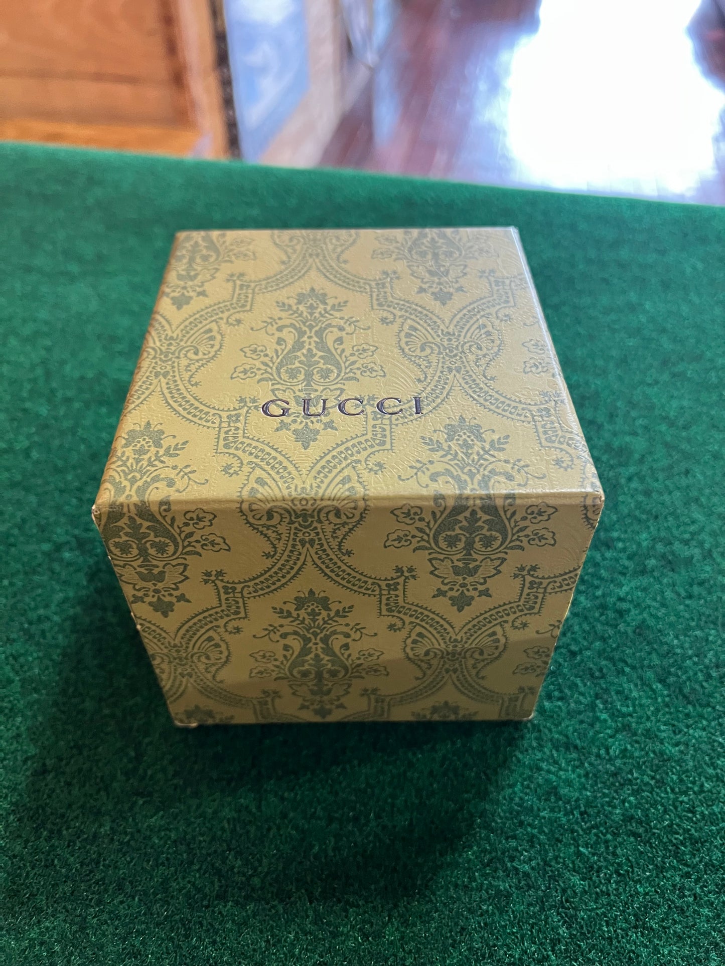 36MM Timeless Gucci Watch