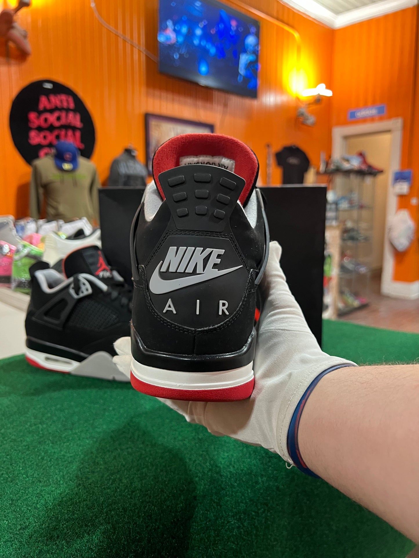 Jordan 4 2019 (Bred)