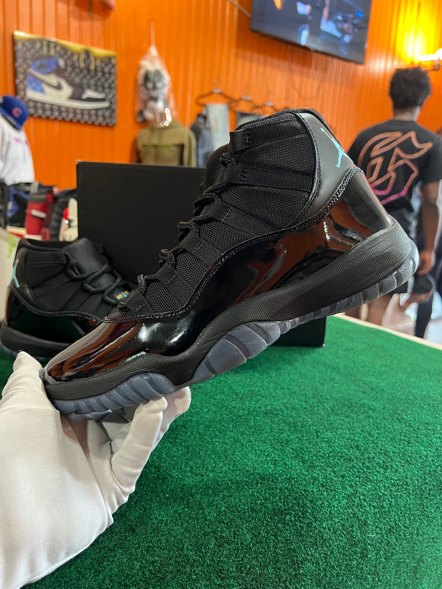 Jordan 11 (Gamma)