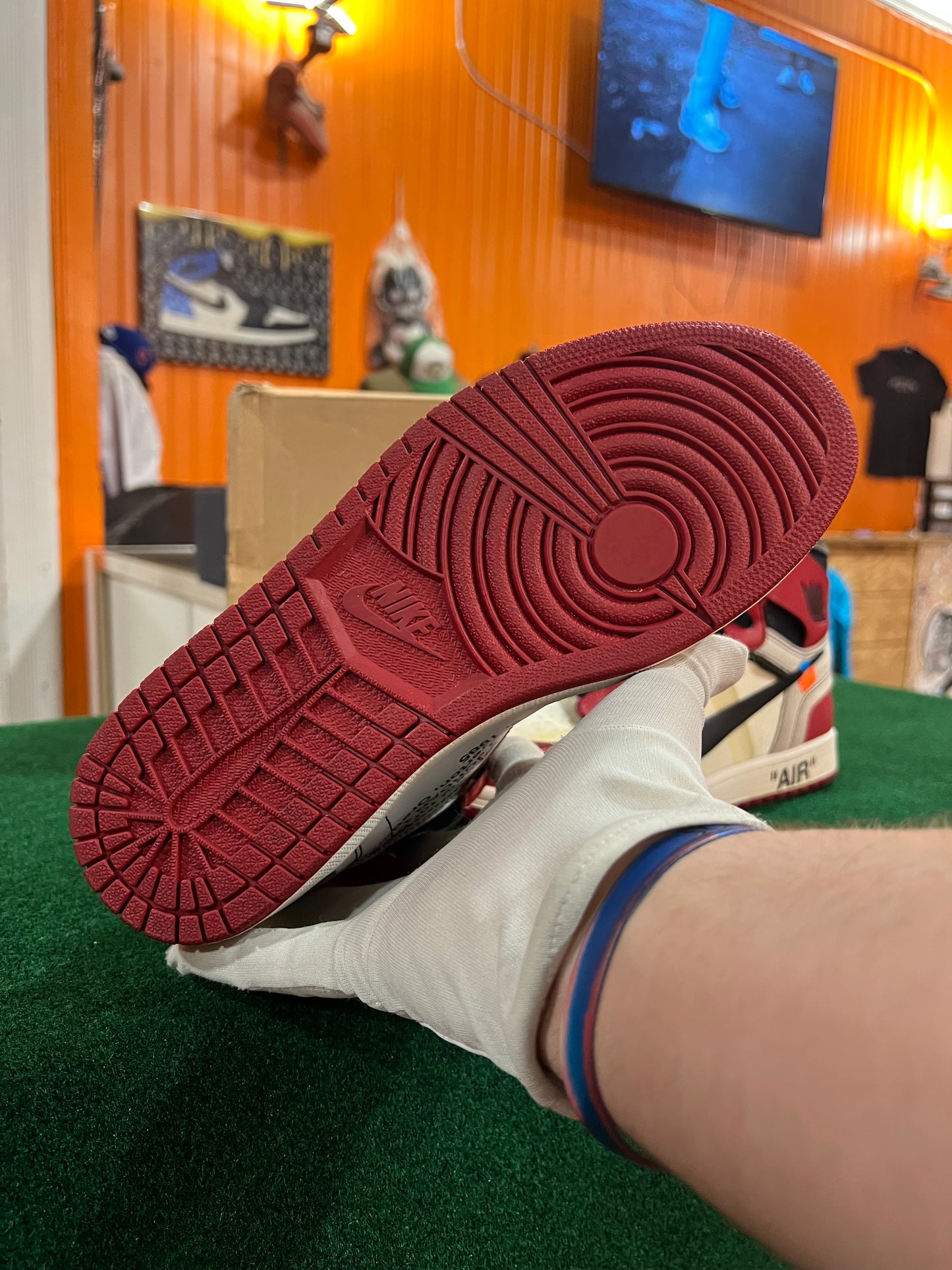 Jordan 1 Off White (Chicago)