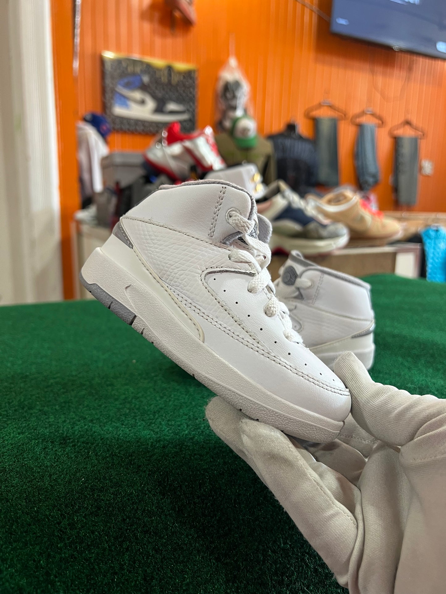 Jordan 2 (Cement Grey)