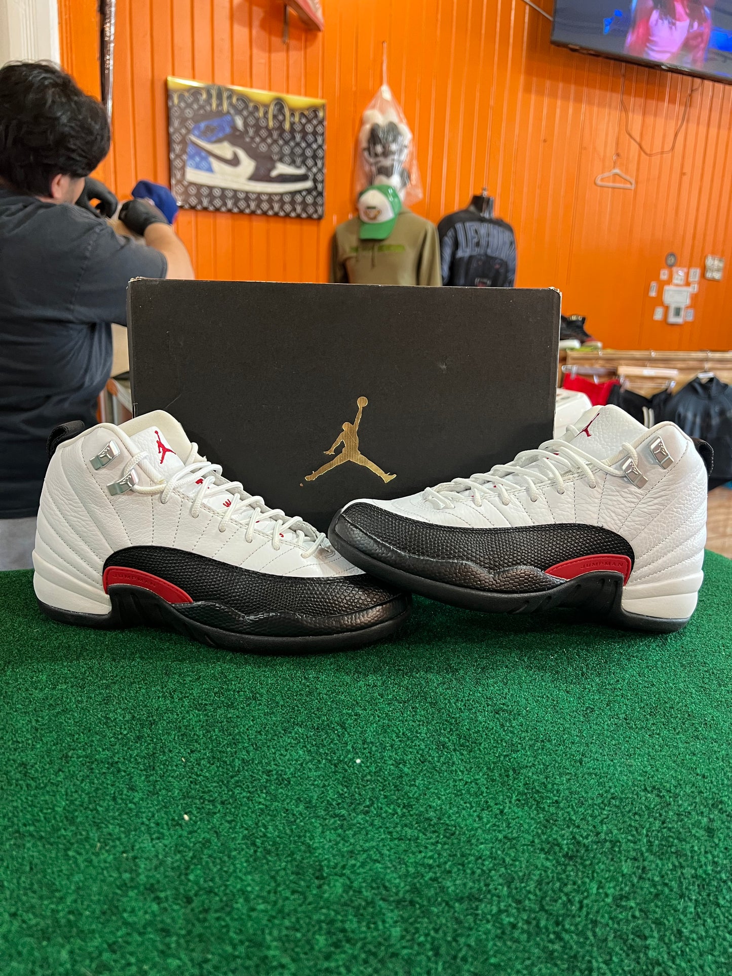 Jordan 12 (Taxi Flip)