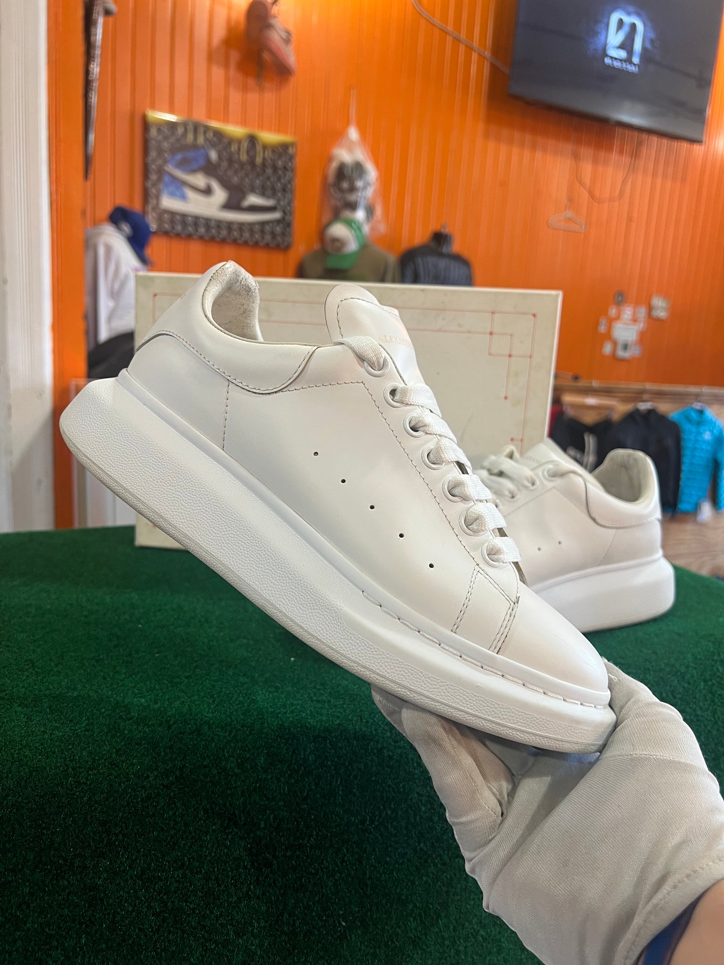 Alexander McQueen (White)