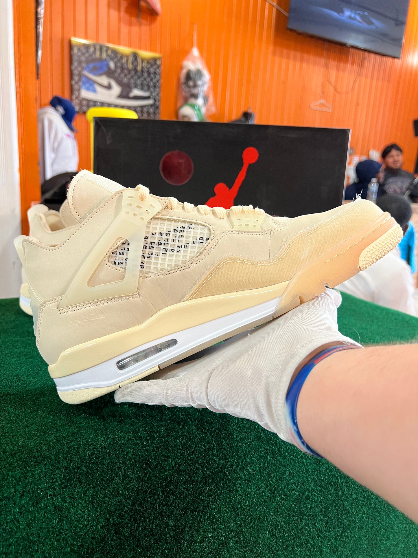 Jordan 4 (Off White)