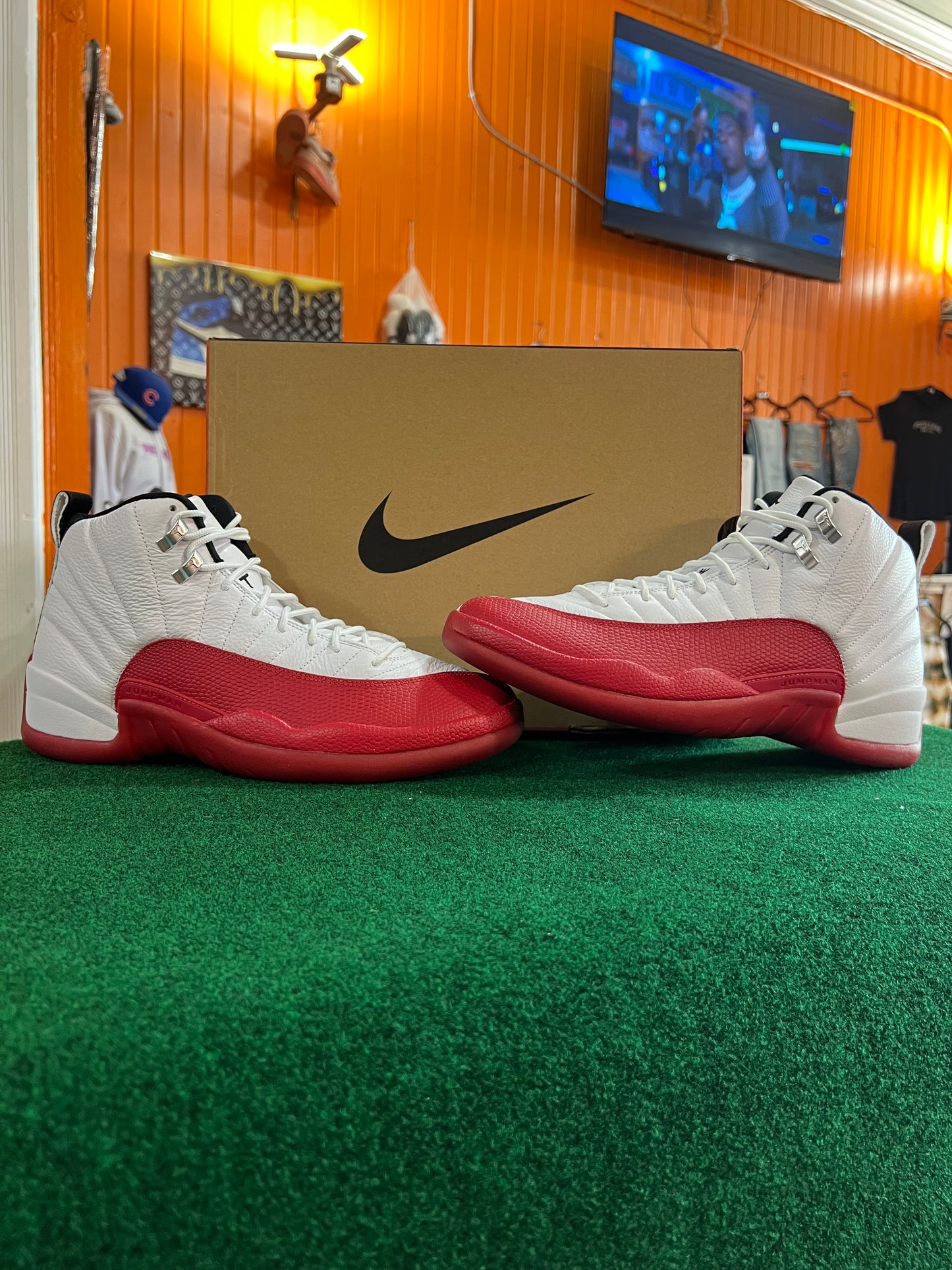 Jordan 12 (Cherry)