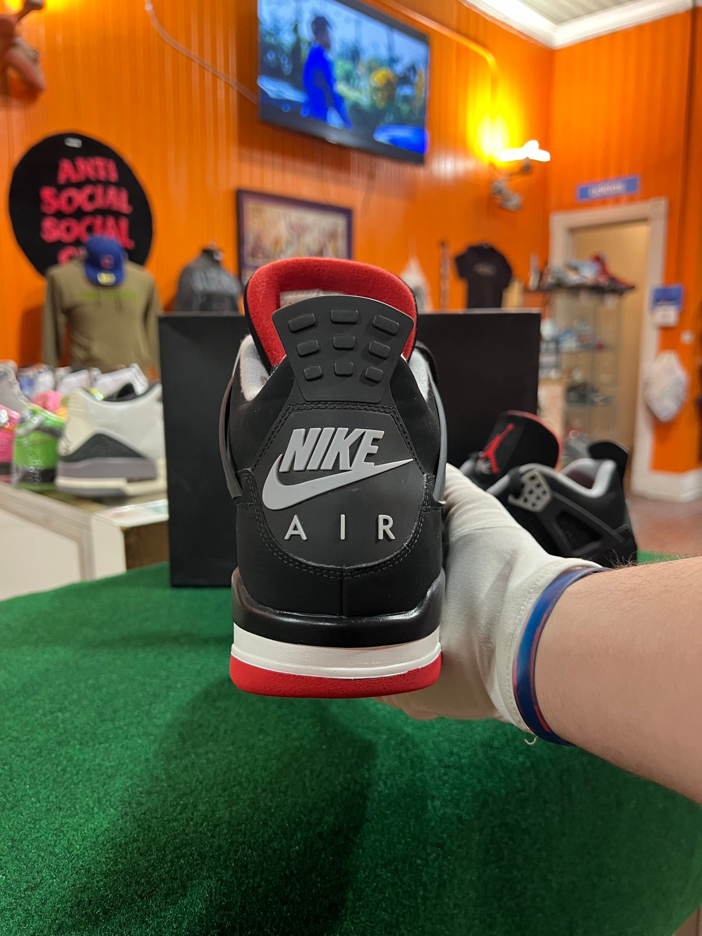 Jordan 4 2019 (Bred)