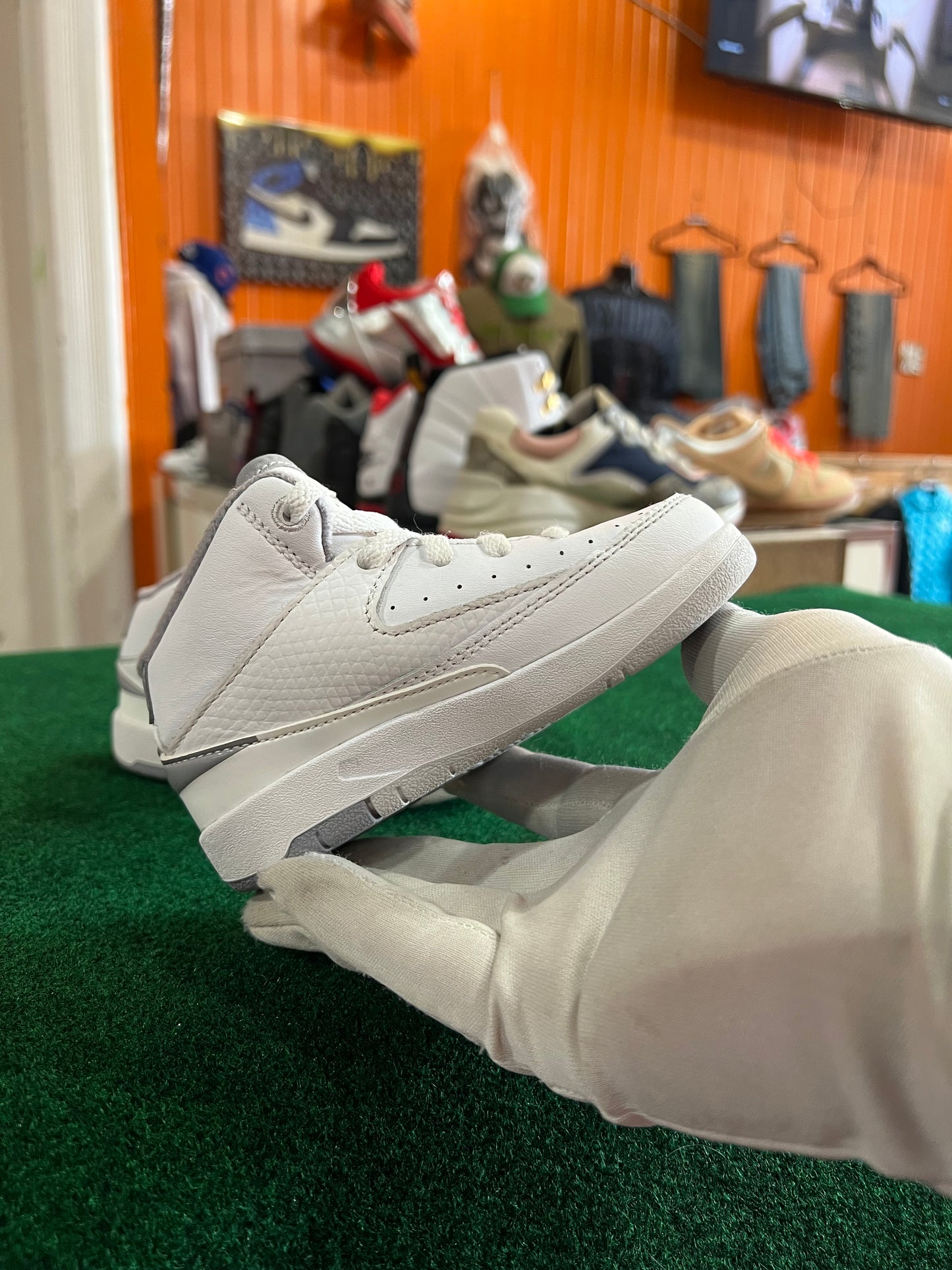 Jordan 2 (Cement Grey)