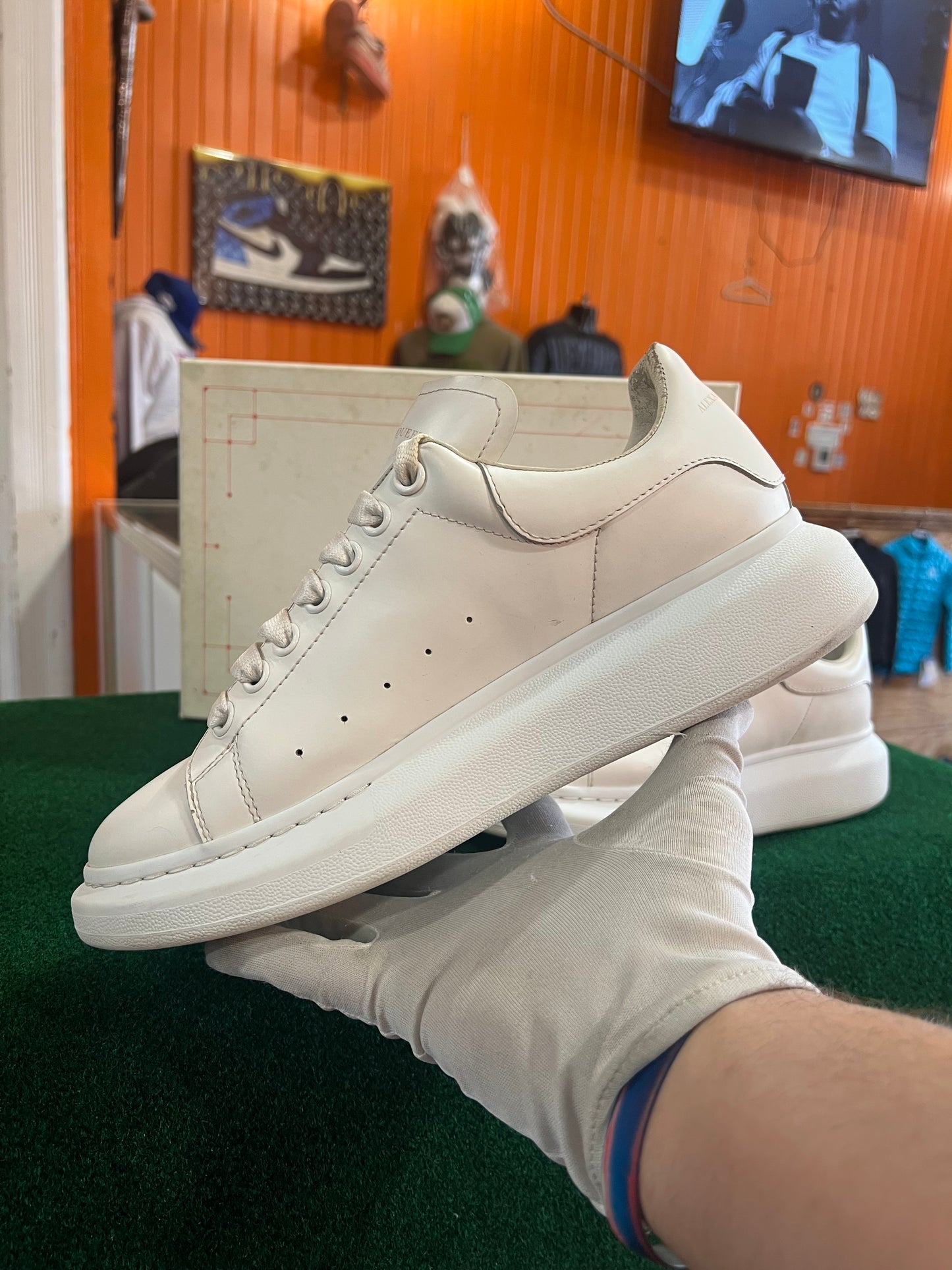 Alexander McQueen (White)