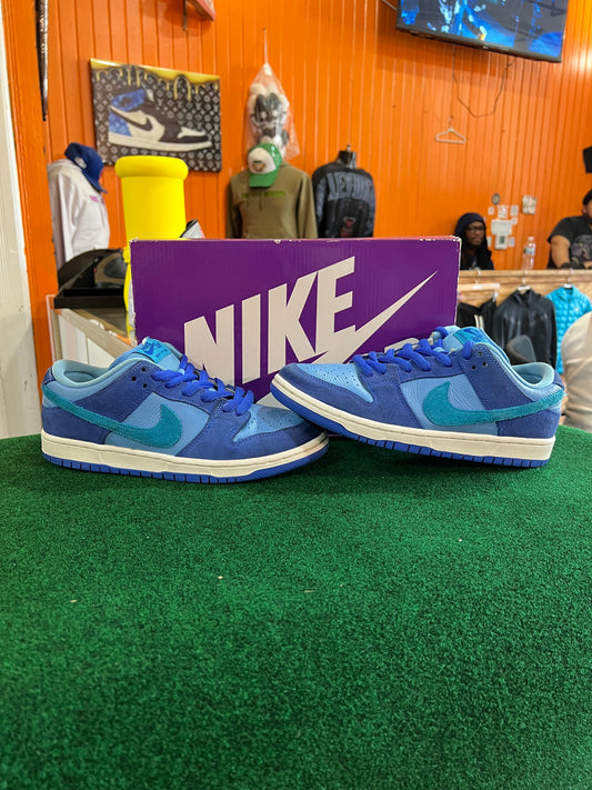 Nike SB (Blue Raspberry)