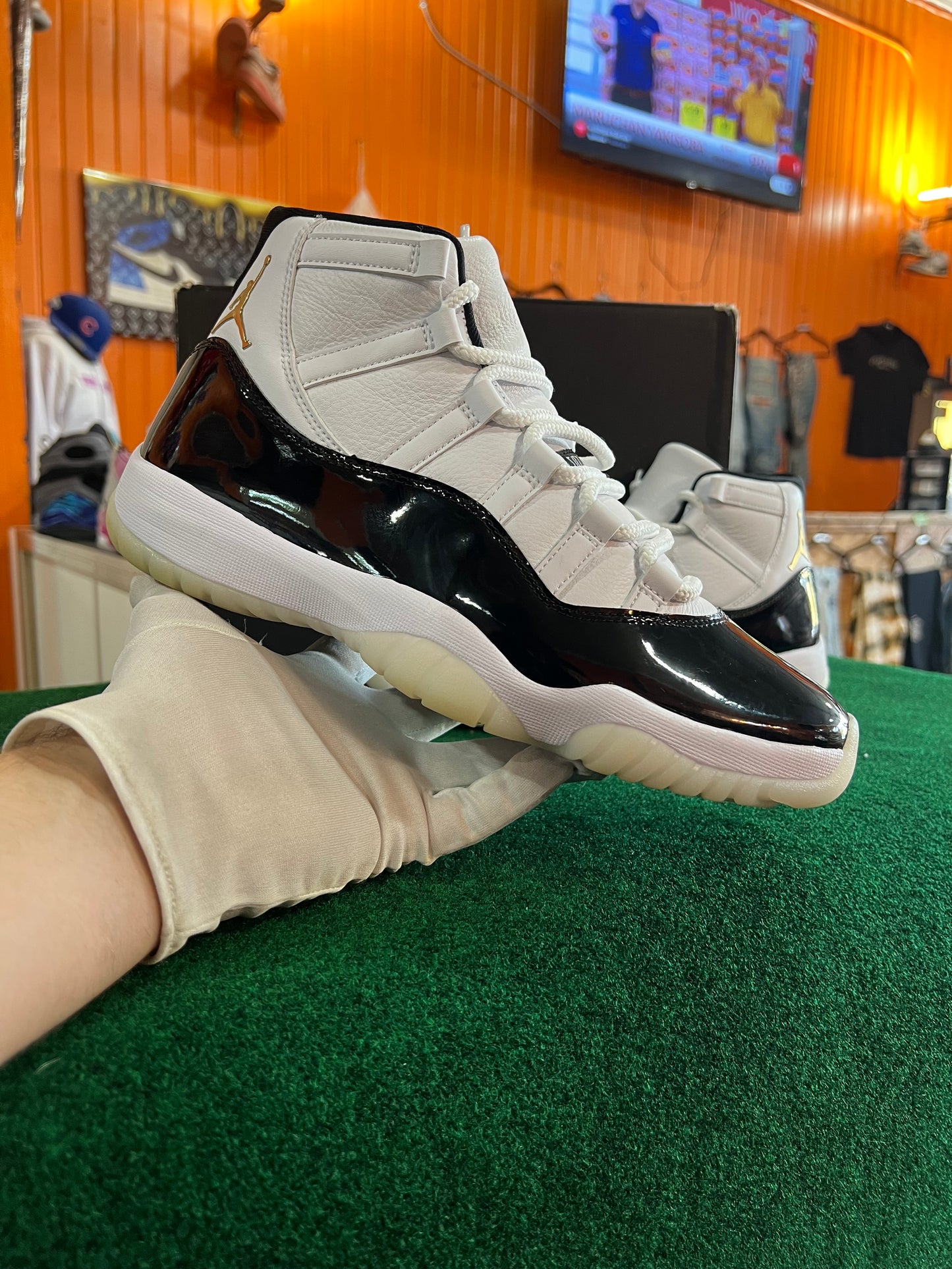 Jordan 11 (DMP)