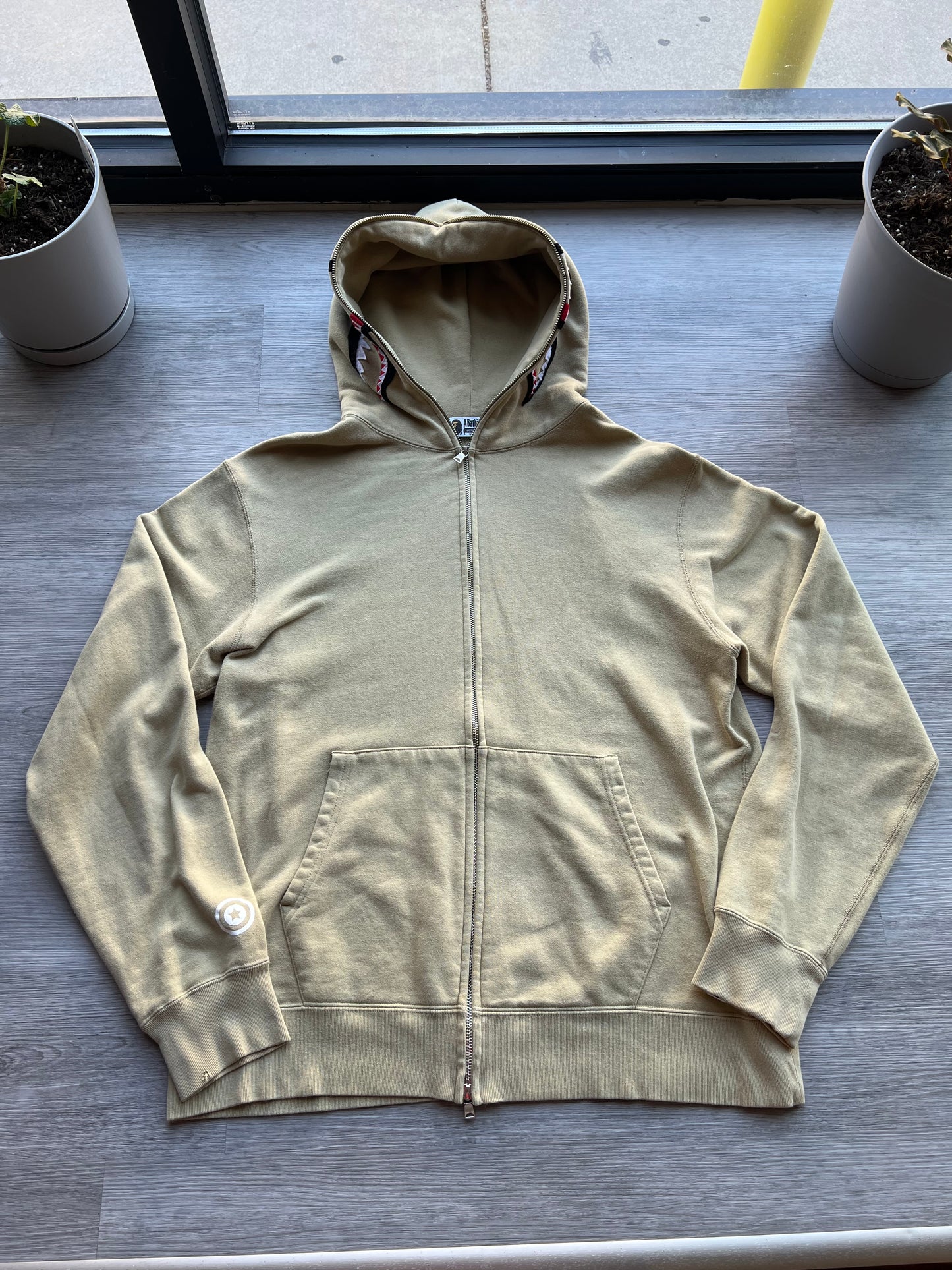 Bape Hoodie (Sharkhead)