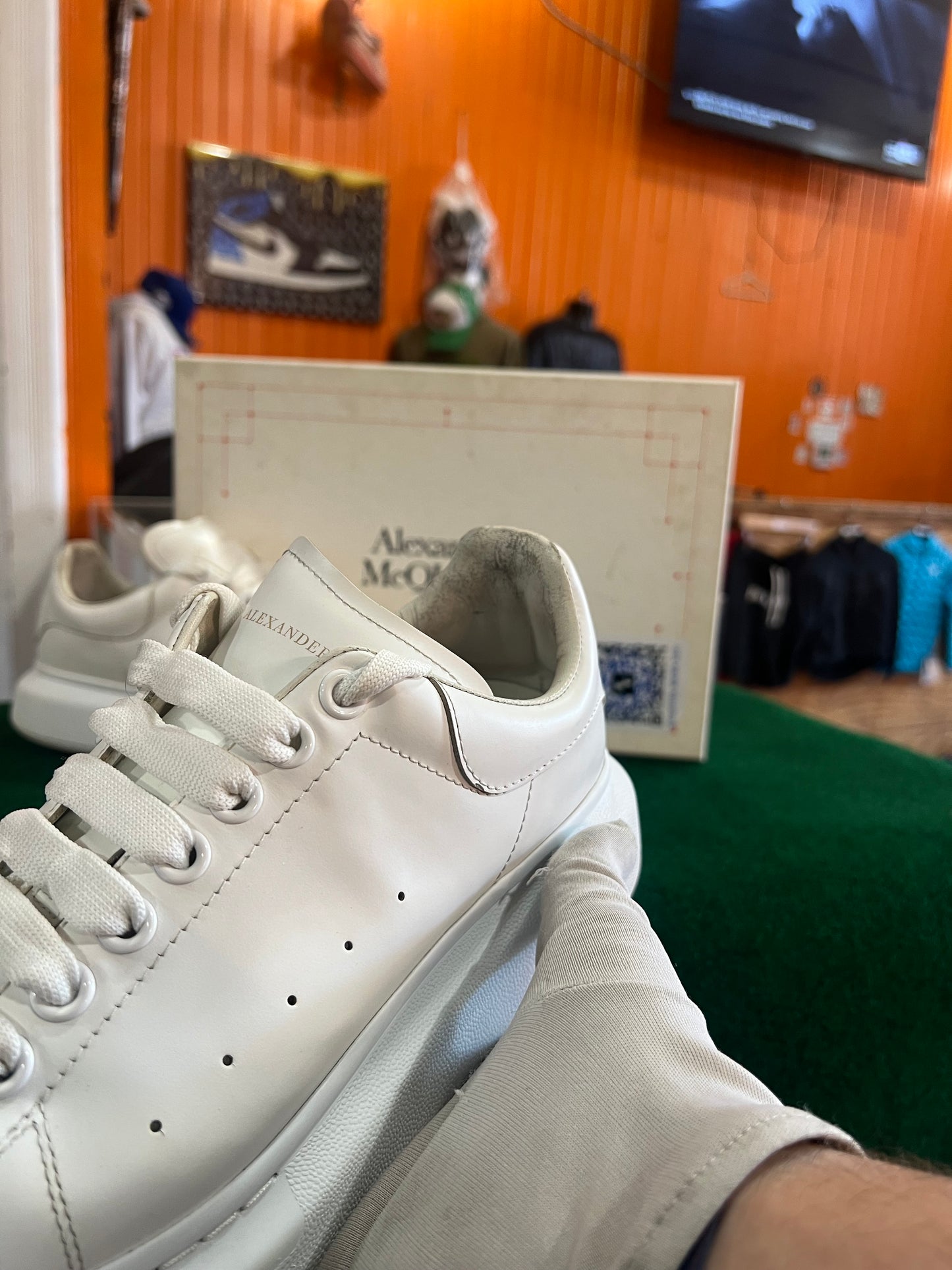 Alexander McQueen (White)