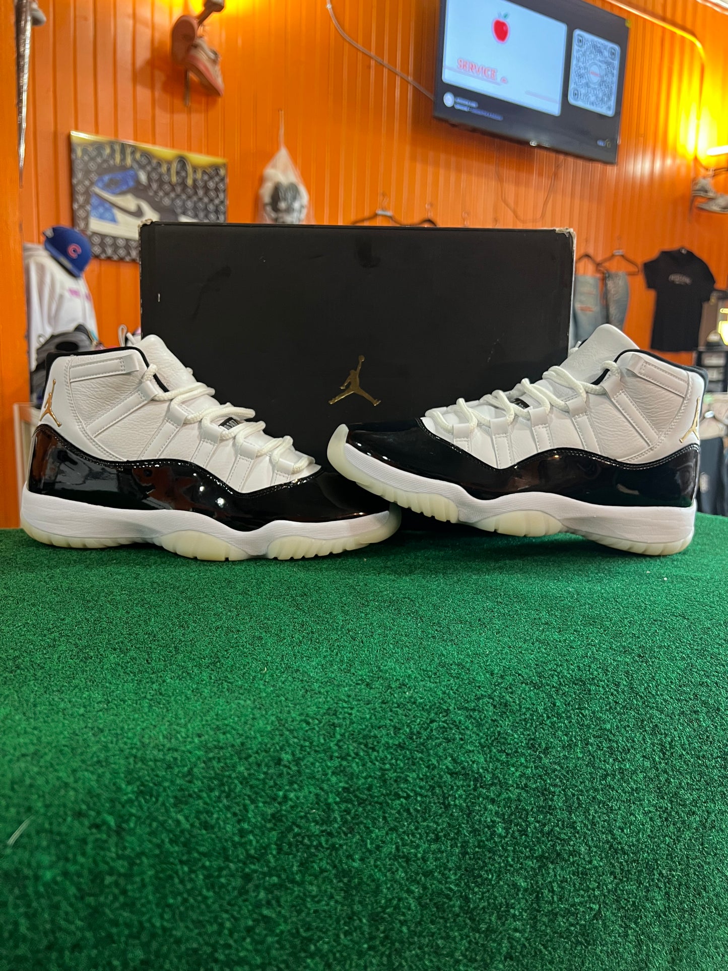 Jordan 11 (DMP)