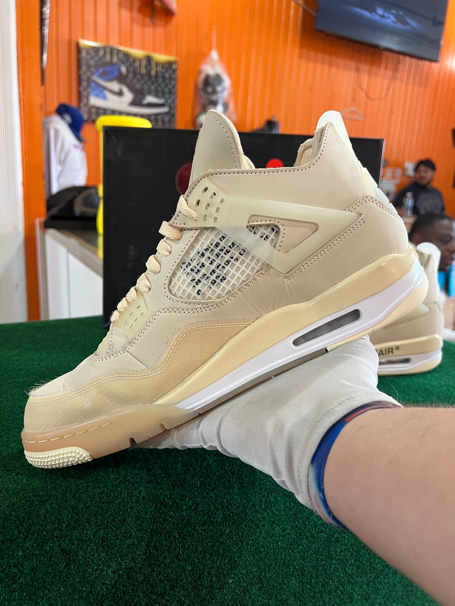 Jordan 4 (Off White)