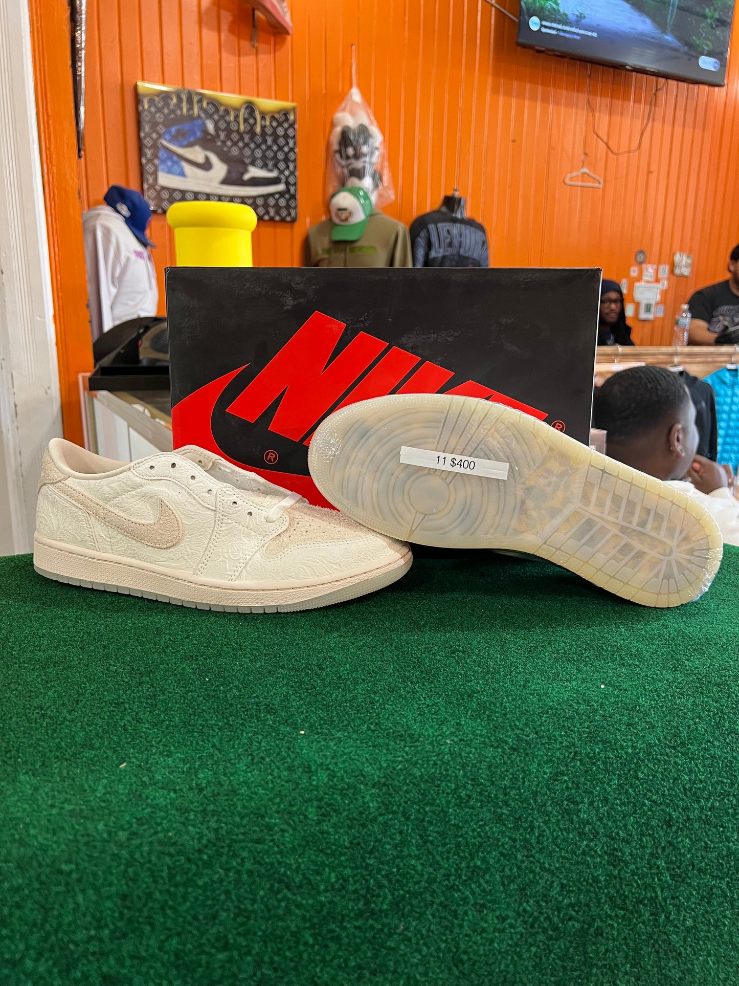Jordan 1 Low (Chris Paul)